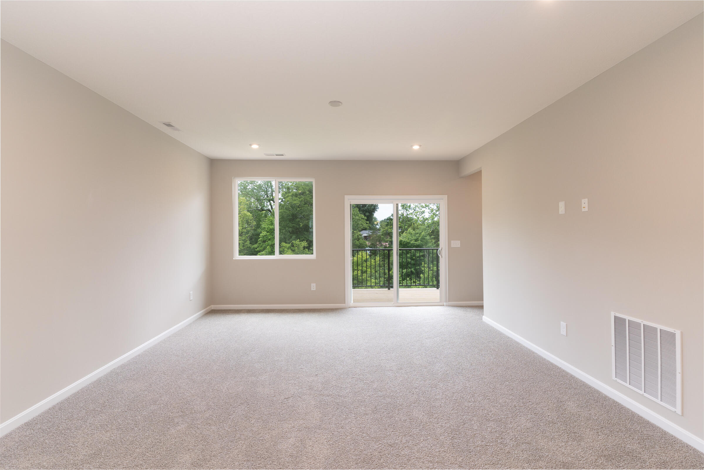 787 Oberon Lane Property Photo 14
