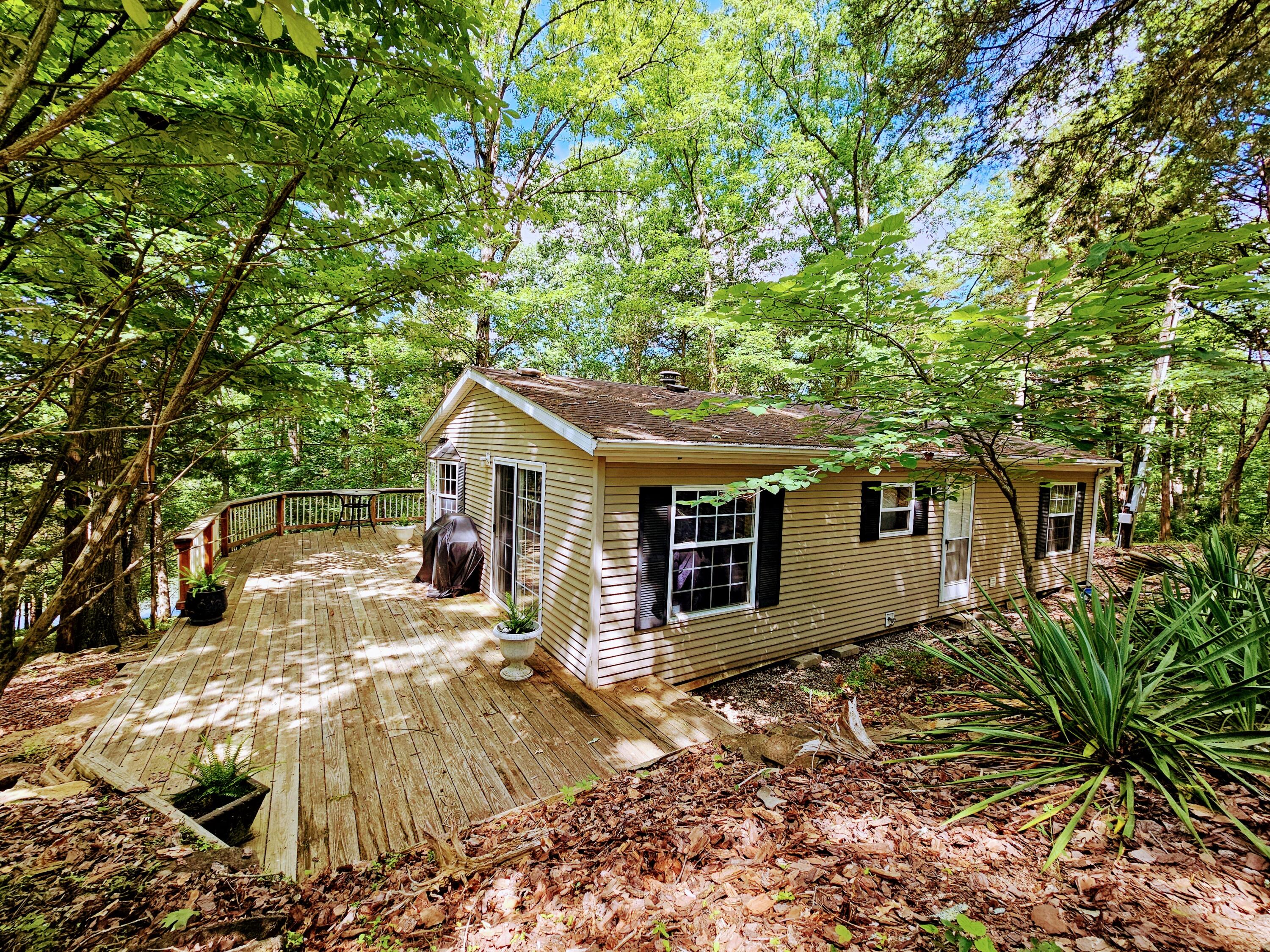 327-331 Hideaway, 327-331 Property Photo 1