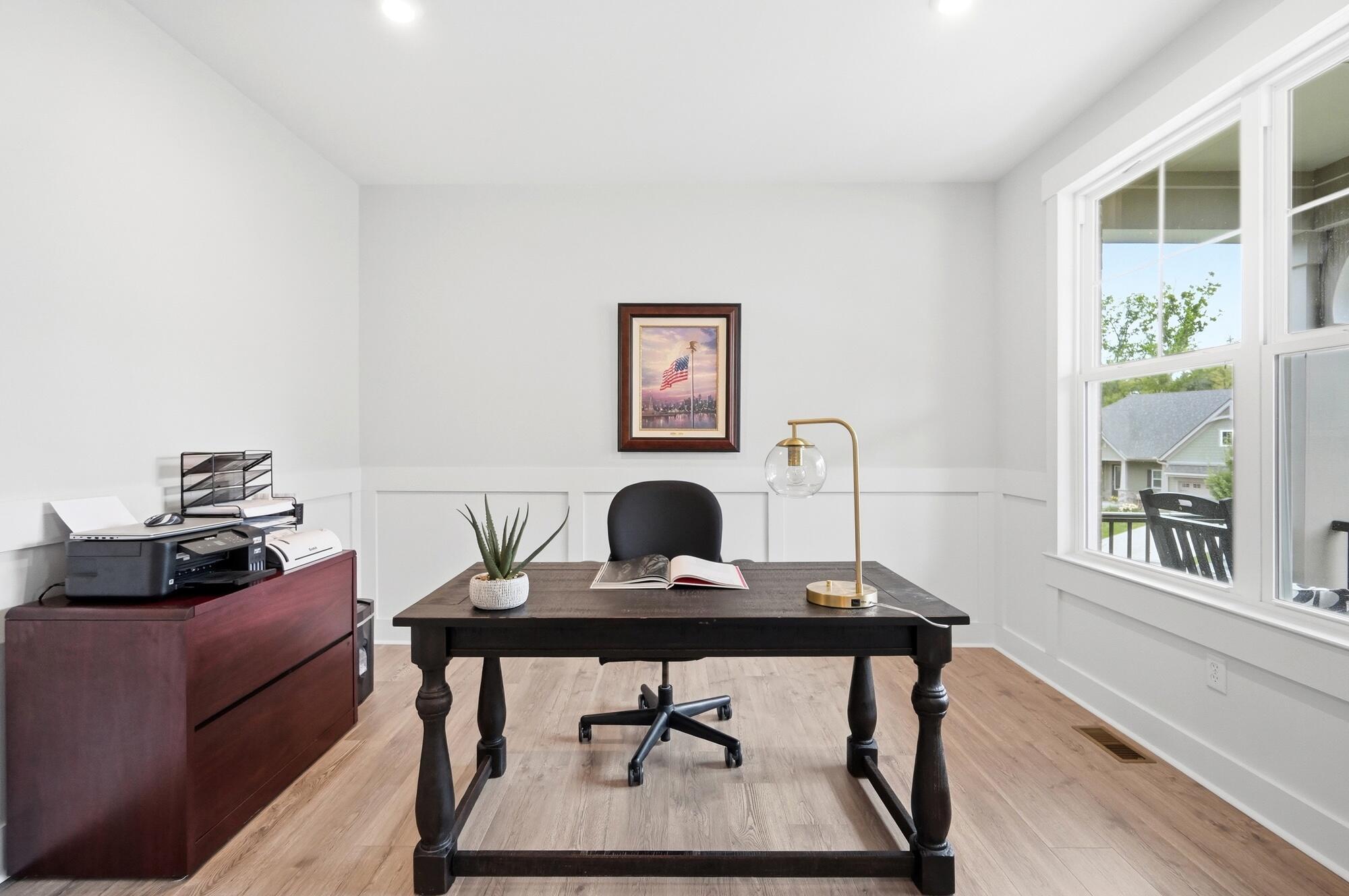 1631 Stone Crest Drive Property Photo 8