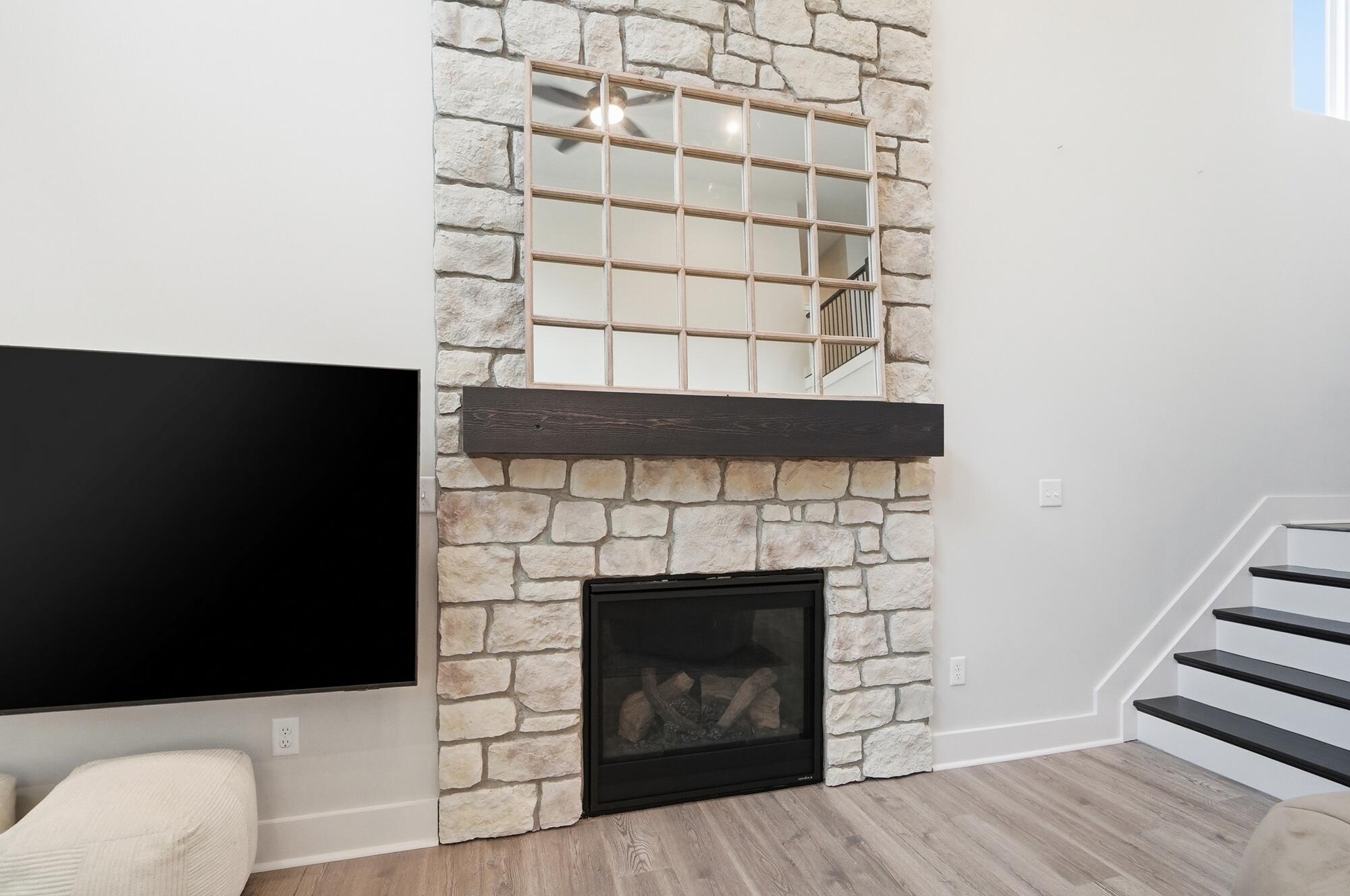 1631 Stone Crest Drive Property Photo 14