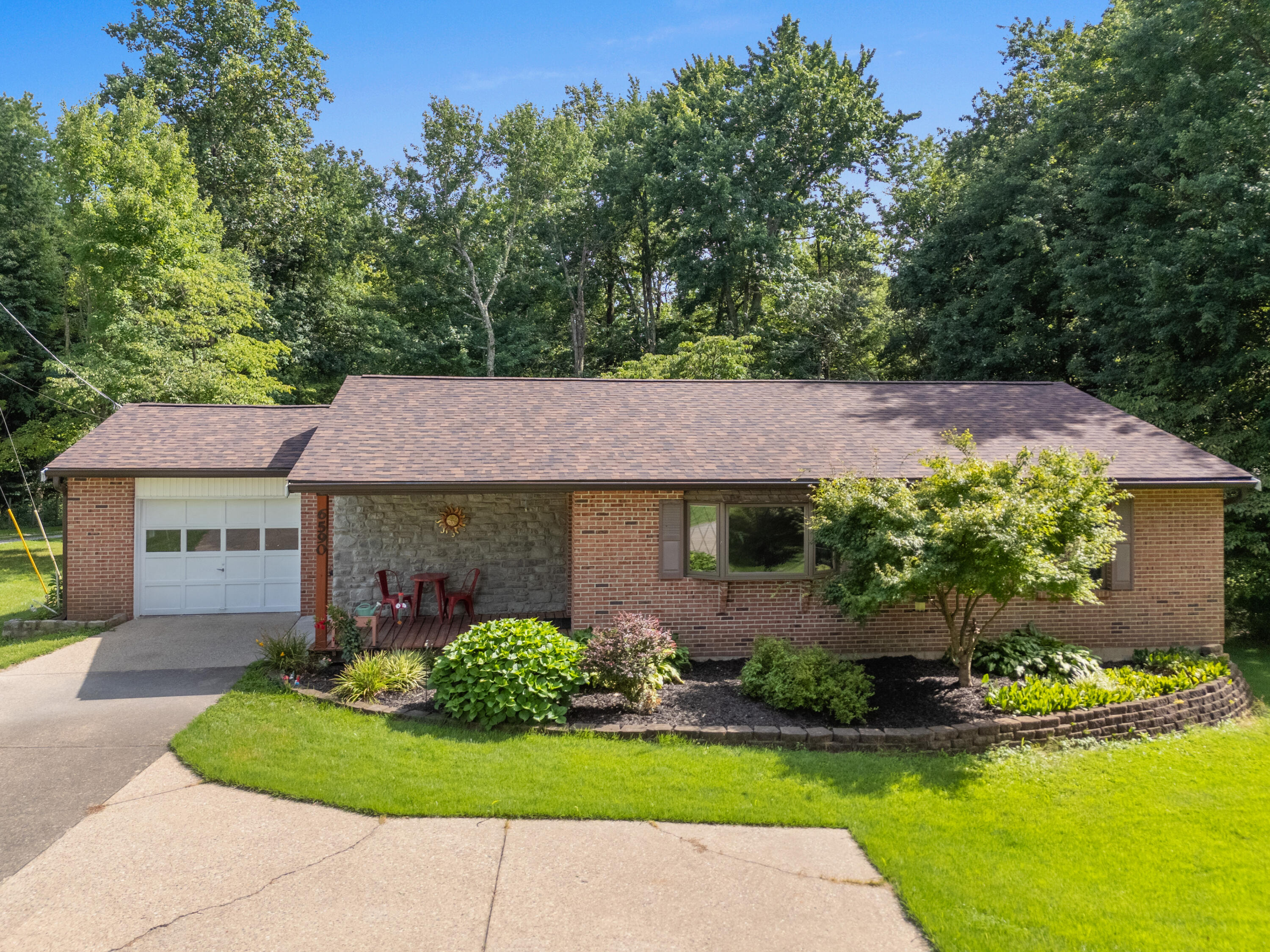 6590 E Bend Road Property Photo 1