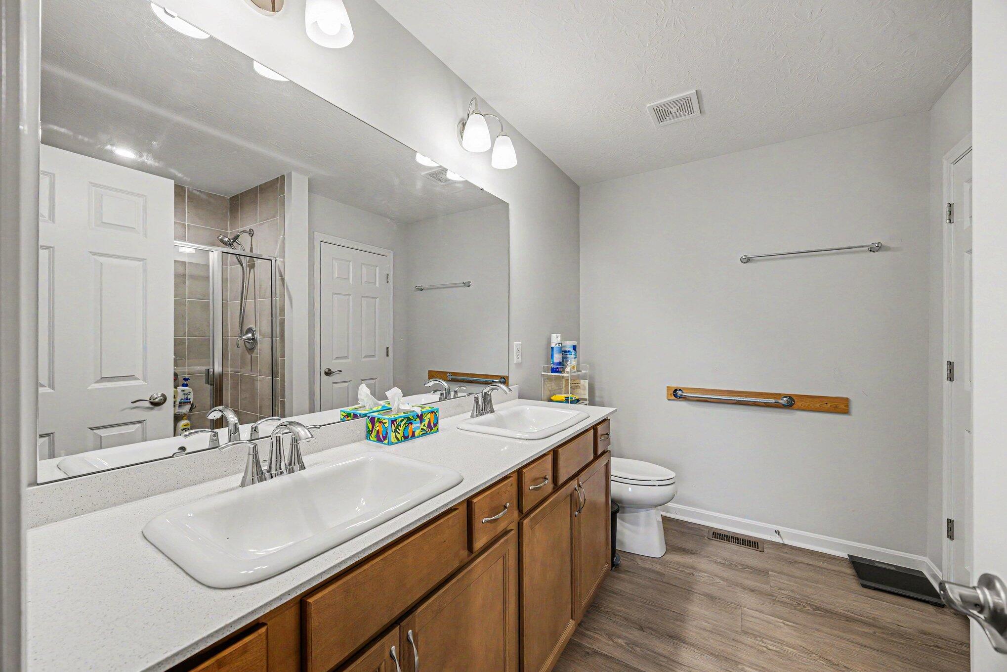785 Harmony Valley Drive Property Photo 14