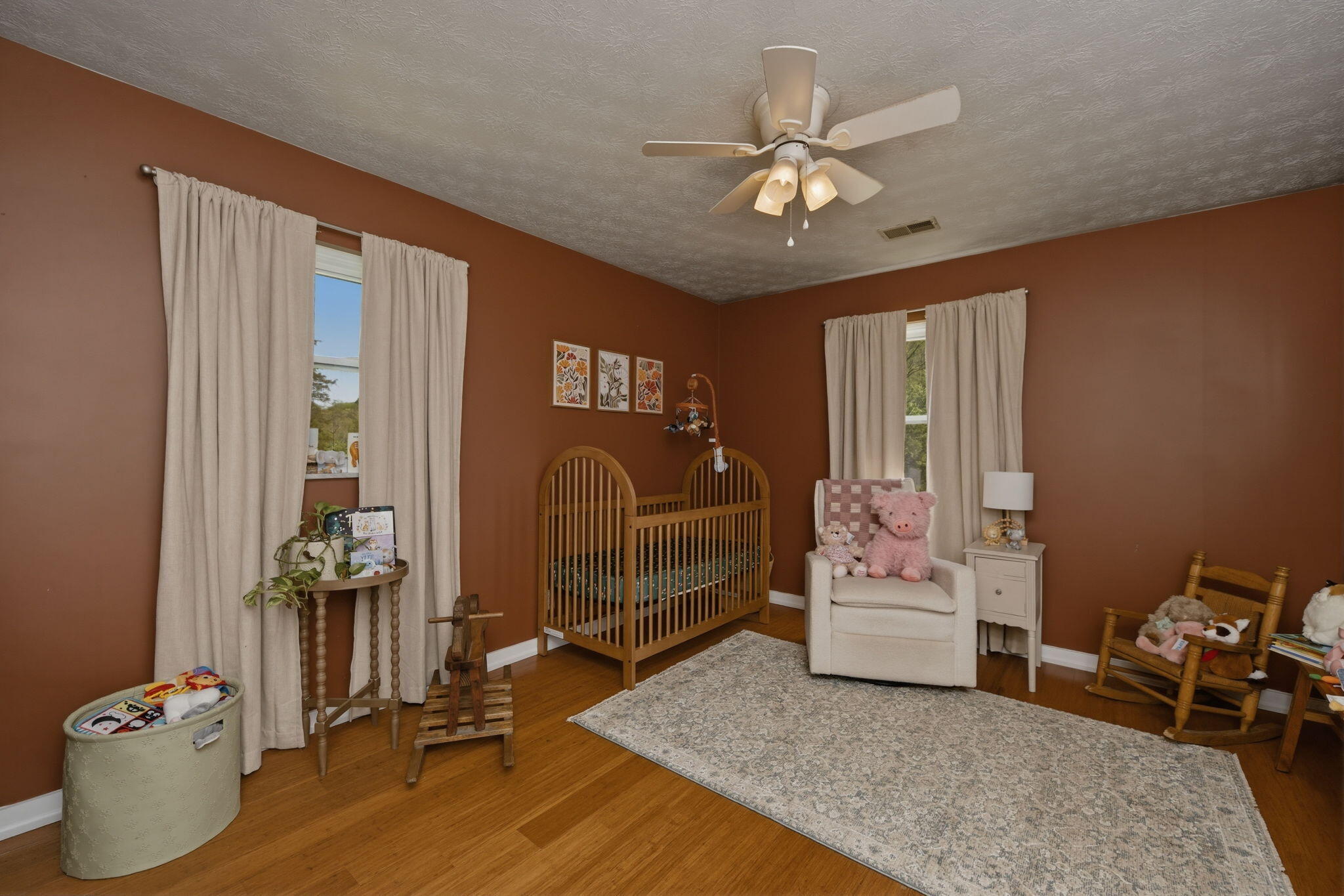 4660 Winters Lane Property Photo 16