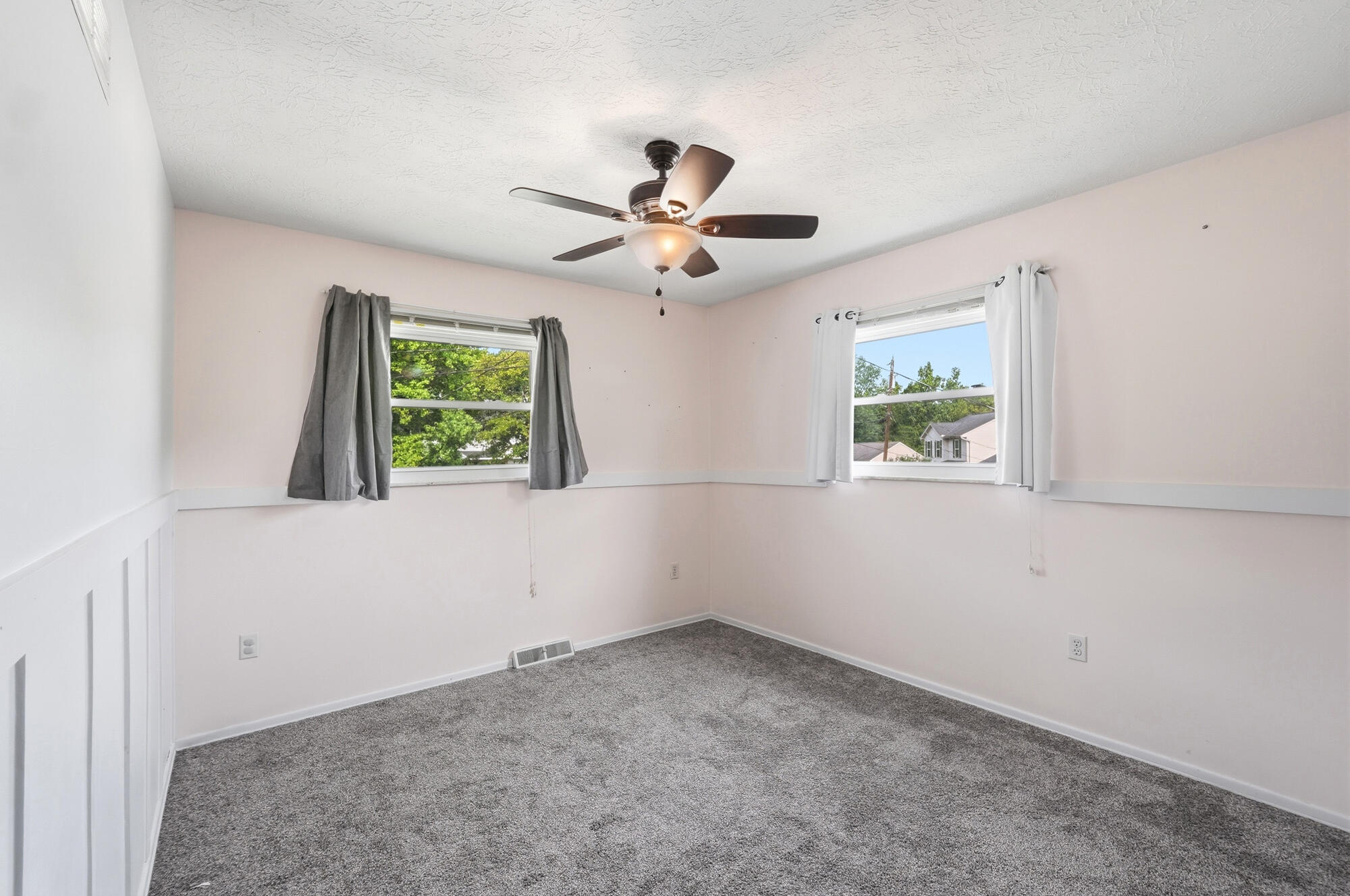 14 Hillside Avenue Property Photo 26
