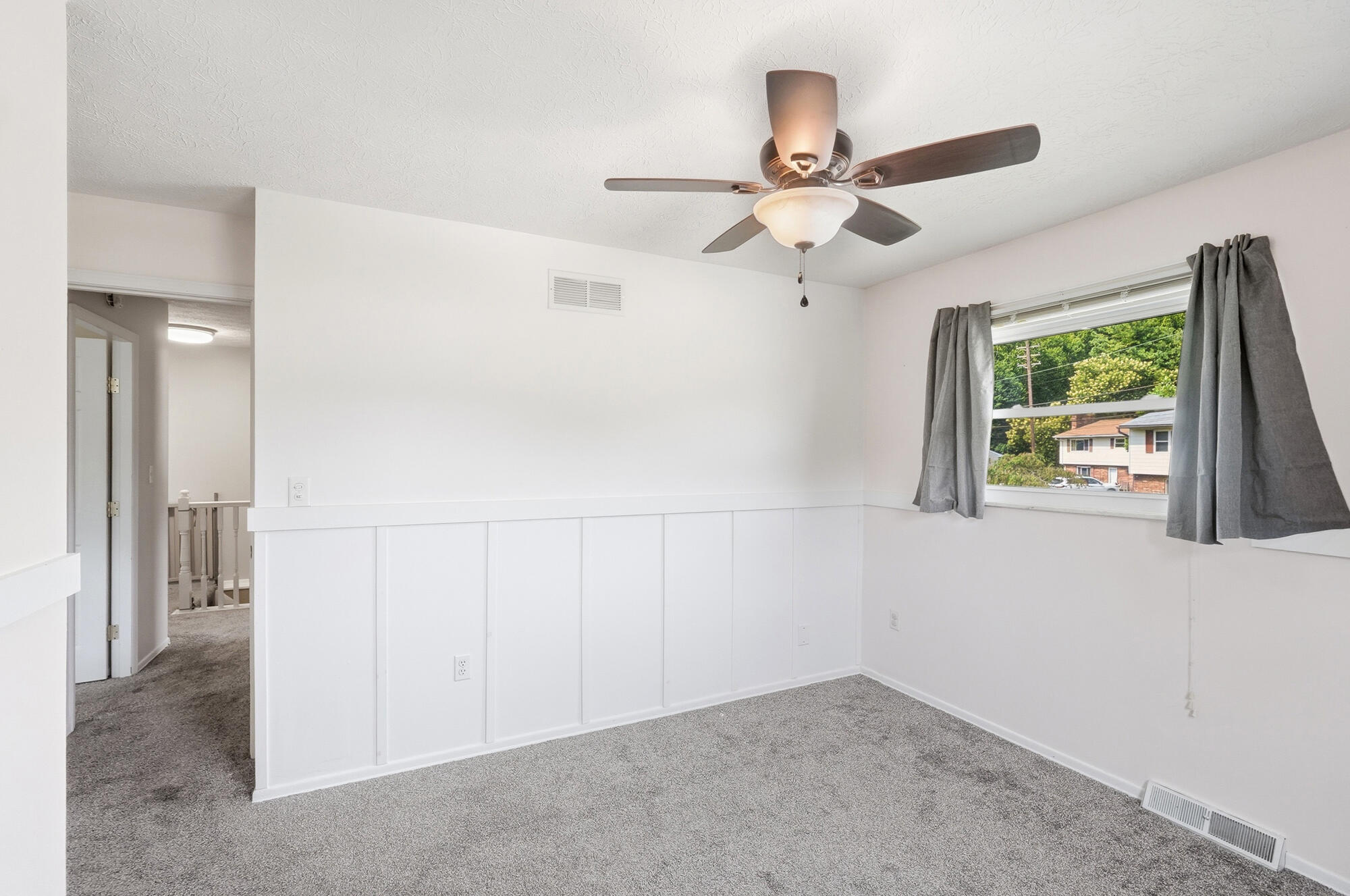 14 Hillside Avenue Property Photo 28