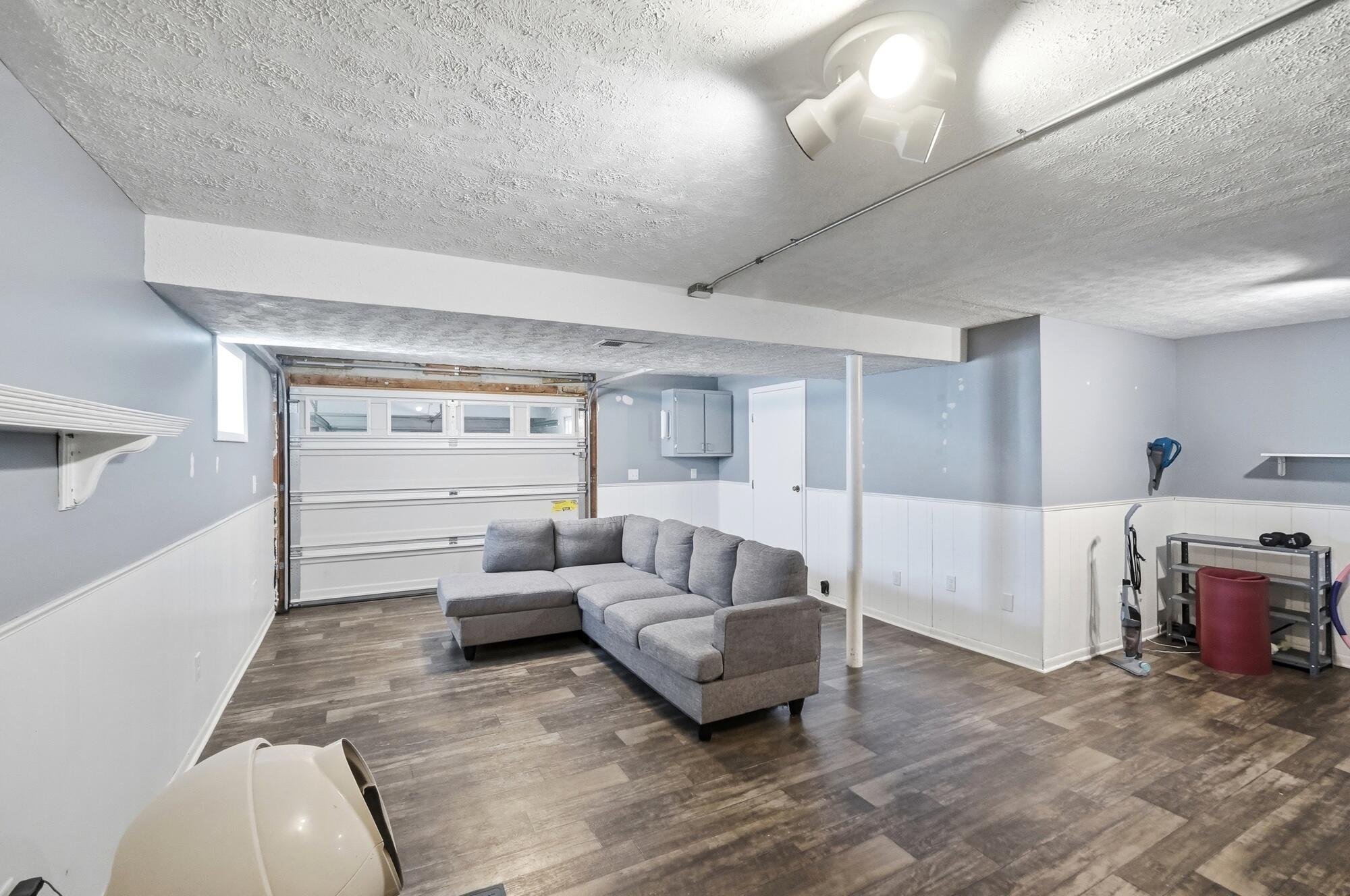 14 Hillside Avenue Property Photo 33
