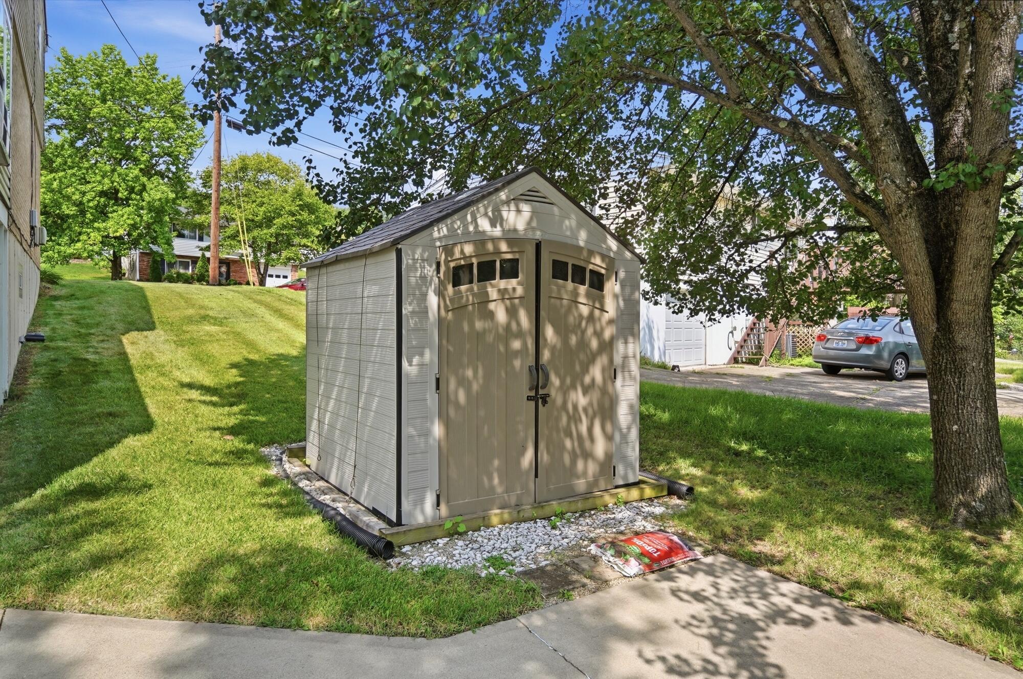 14 Hillside Avenue Property Photo 47