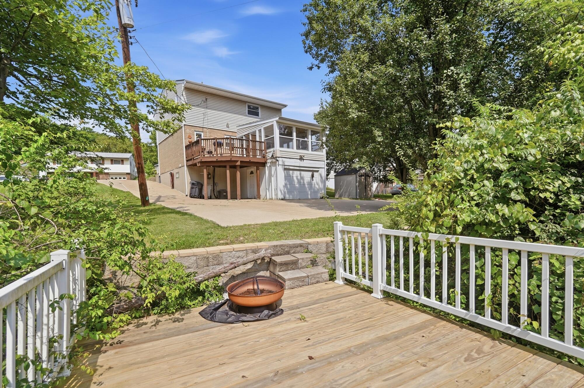 14 Hillside Avenue Property Photo 49