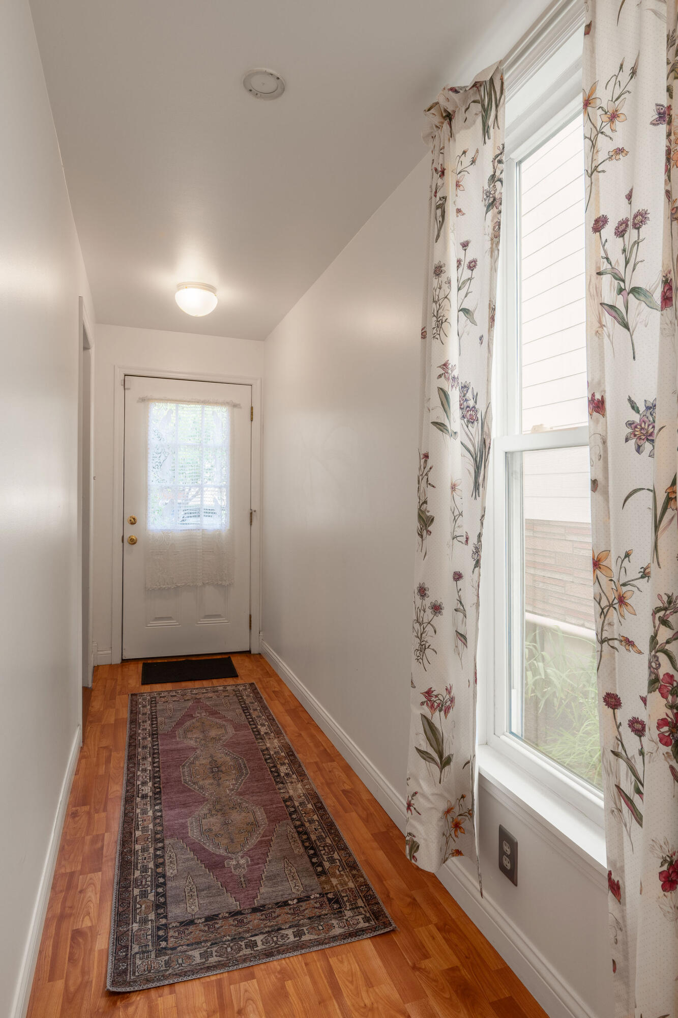 326 Grandview Avenue Property Photo 12