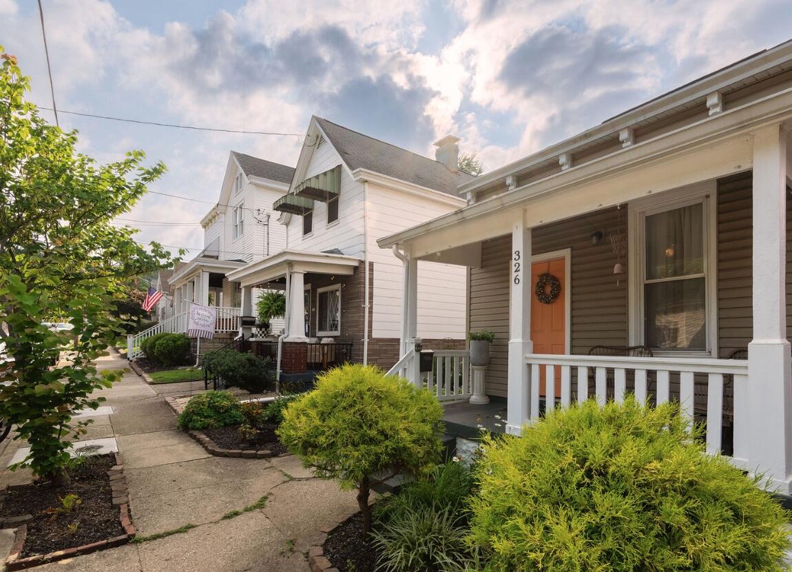 326 Grandview Avenue Property Photo 28