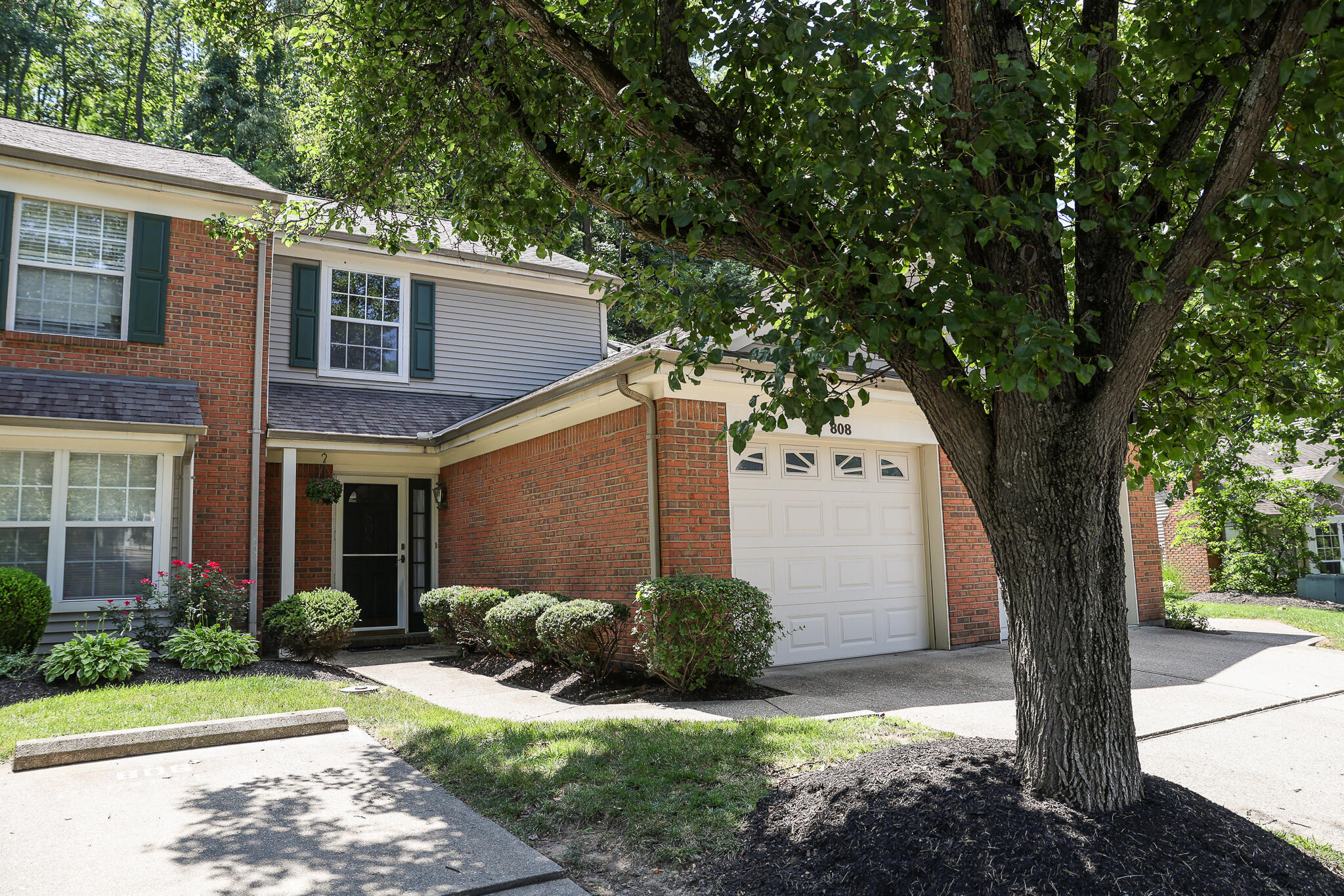 808 Rossford Run Property Photo 1