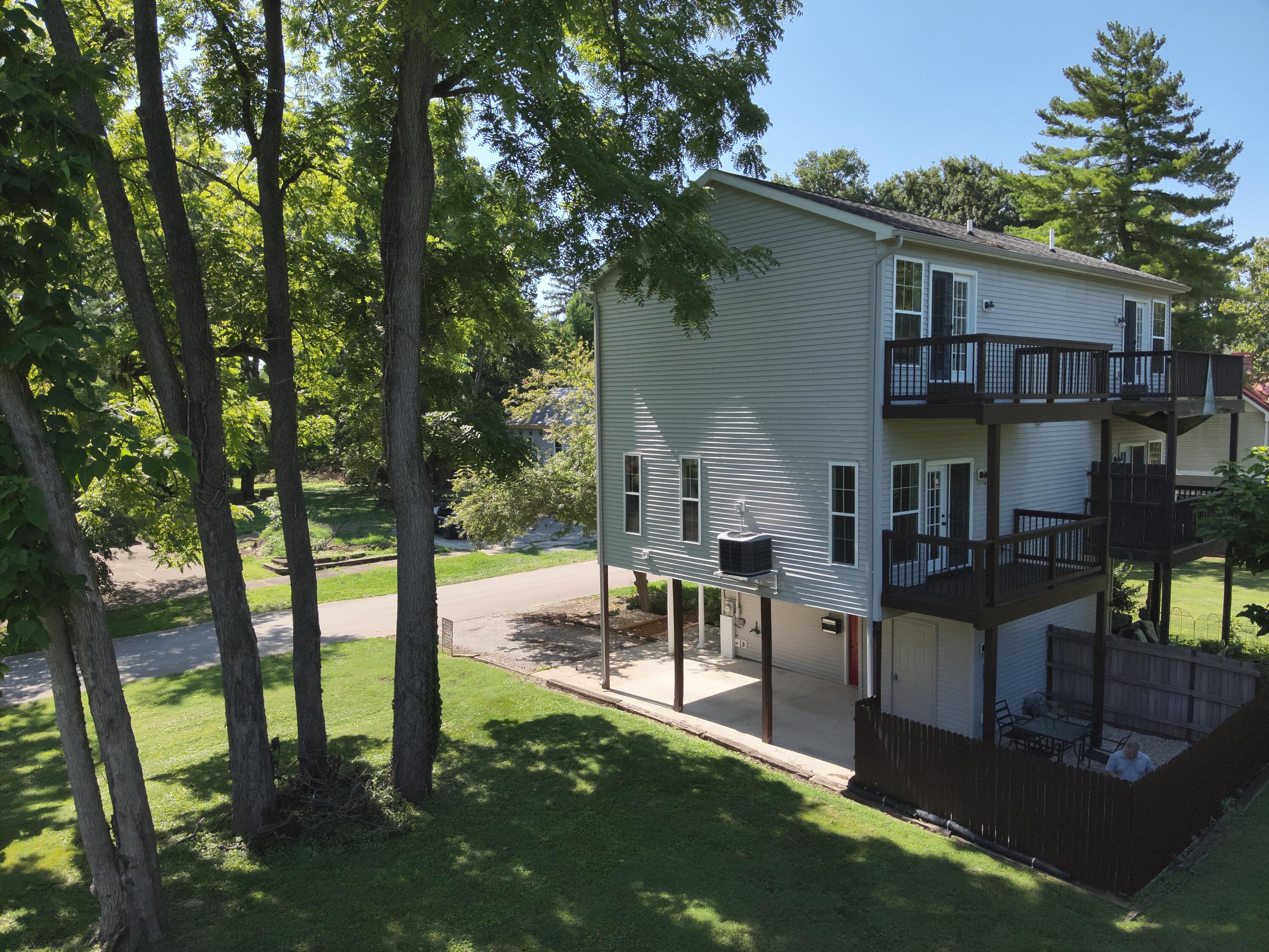 111 Parkview Street Property Photo 1