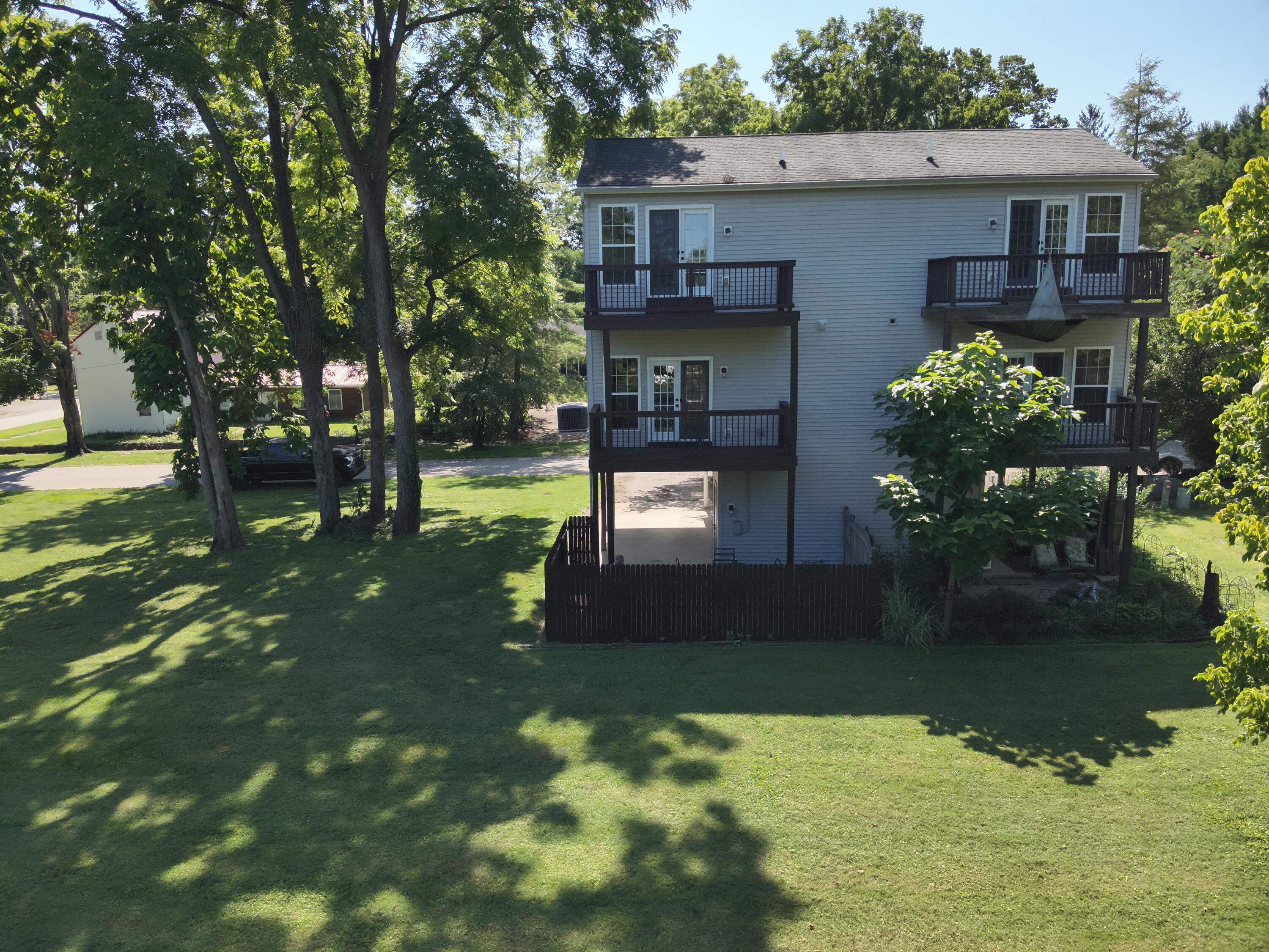 111 Parkview Street Property Photo 16