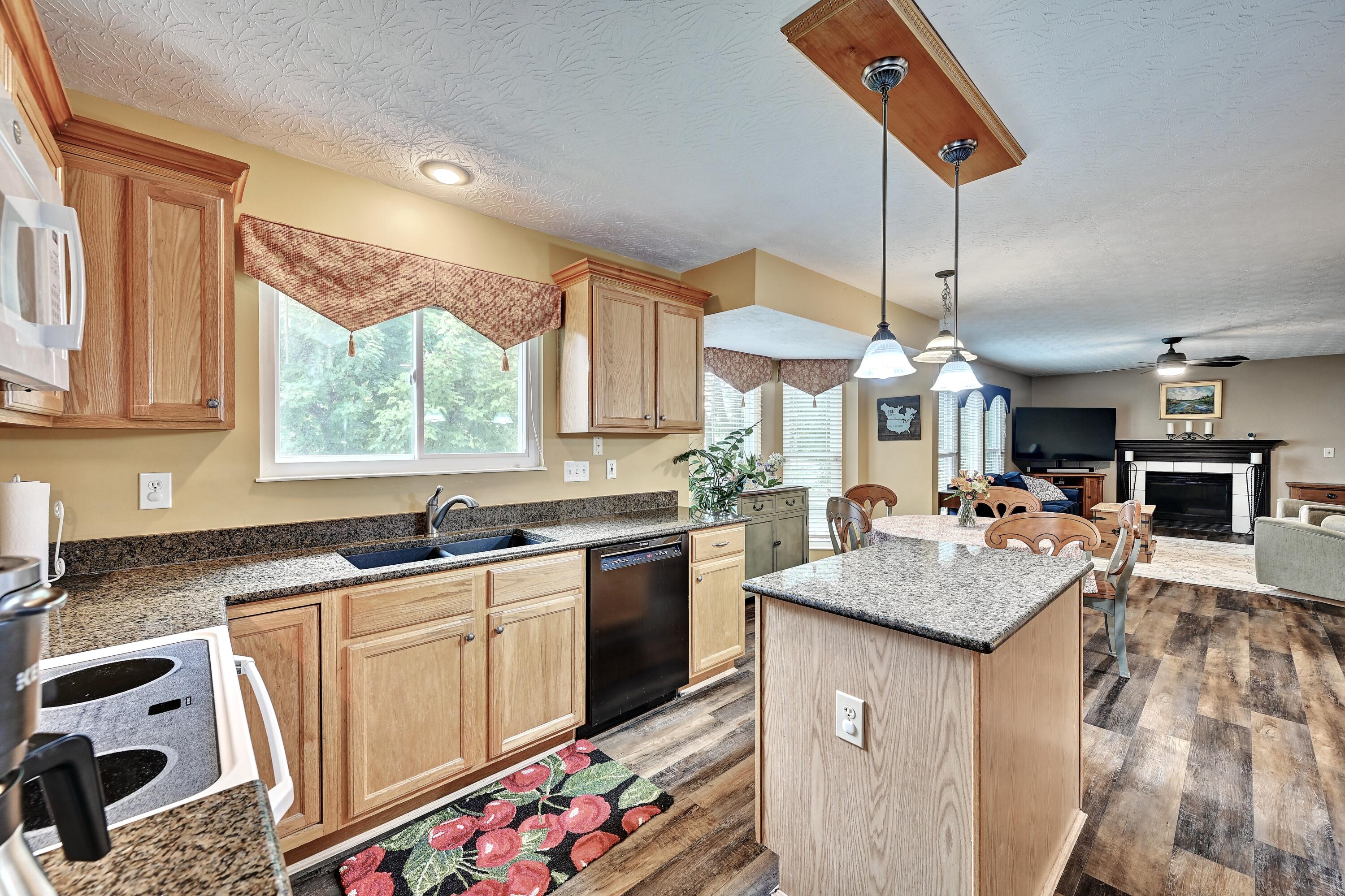 48 Harness Lane Property Photo 11