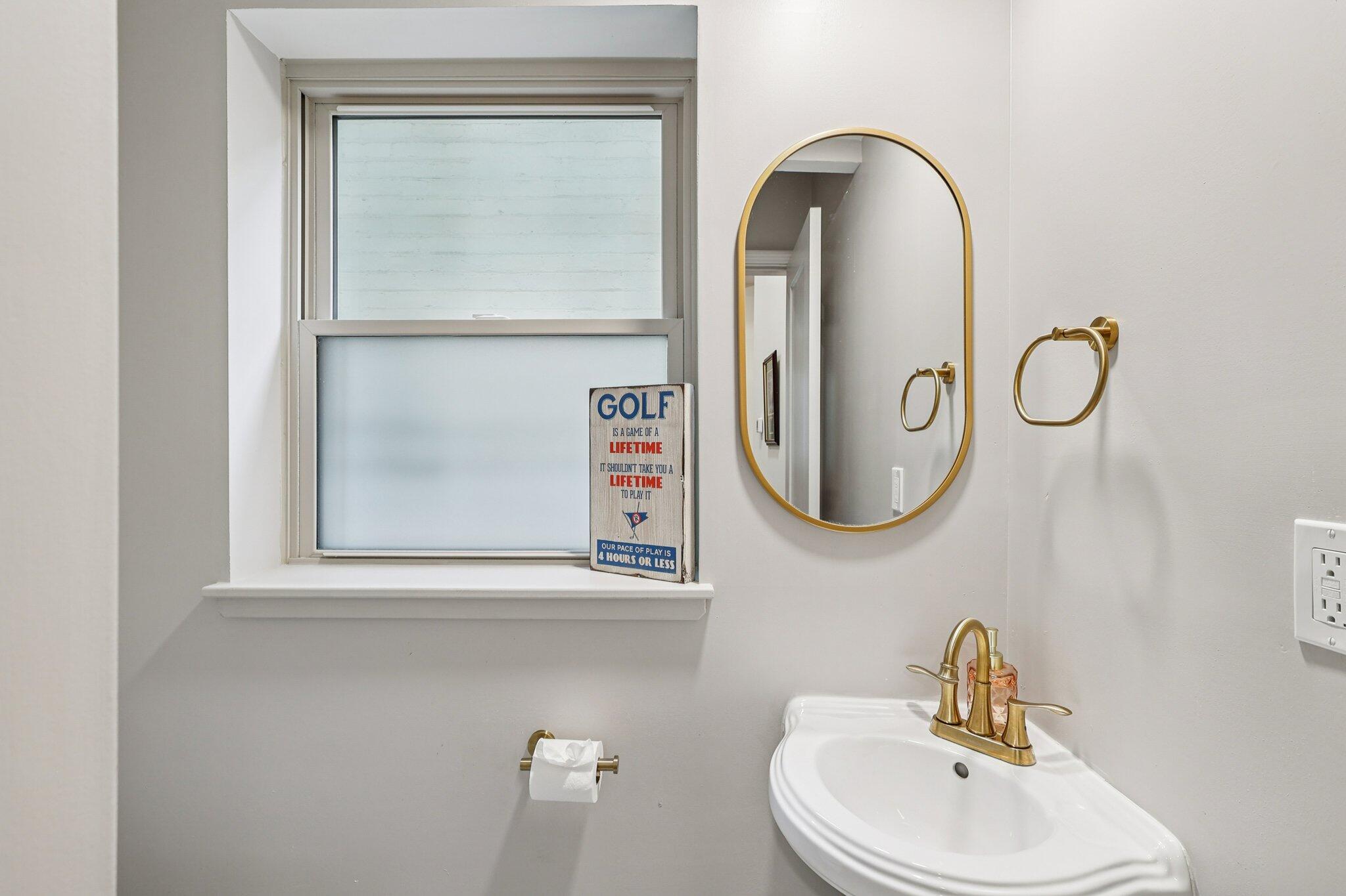 1109 Lee Street Property Photo 17