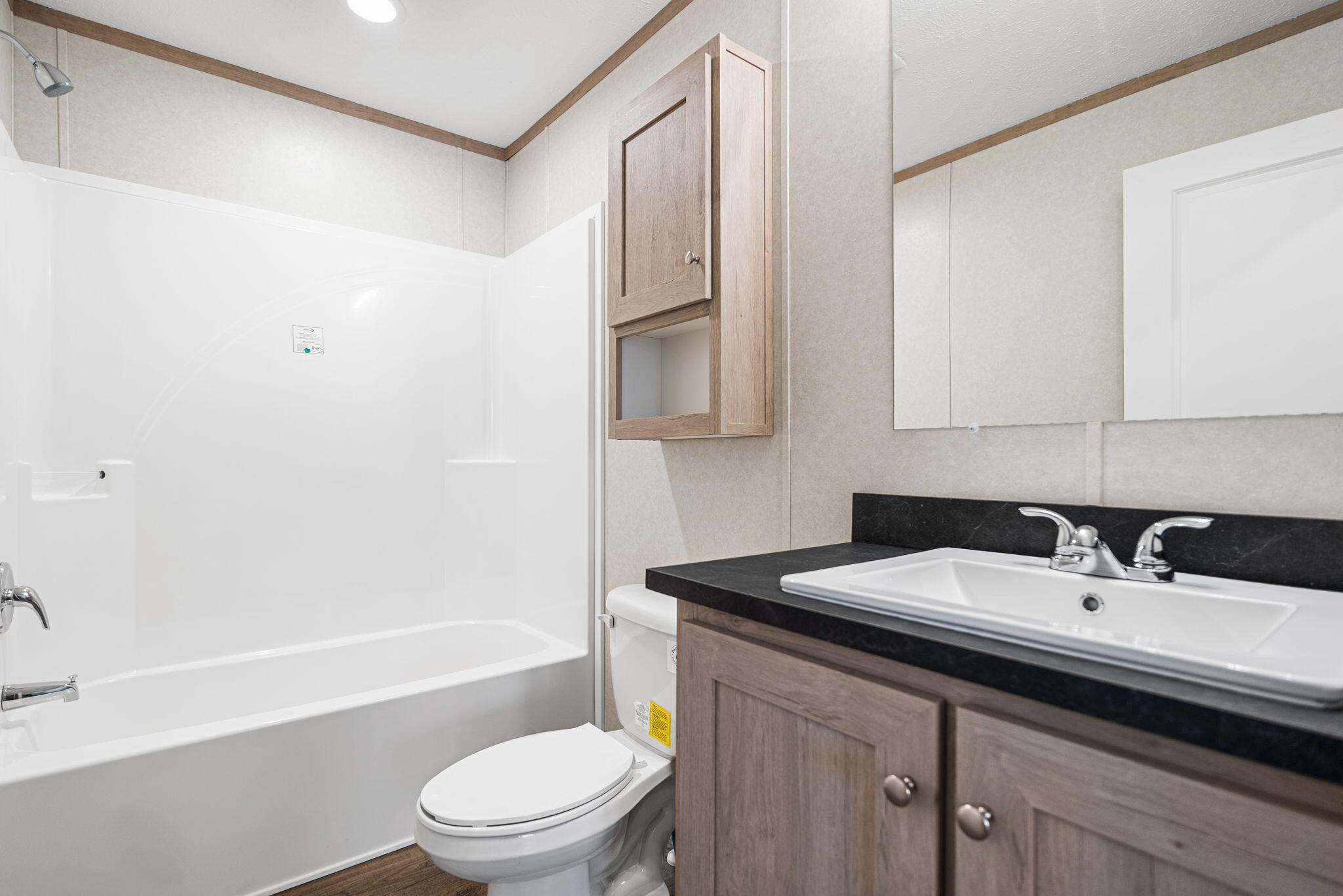 100 Parts Lane Property Photo 14