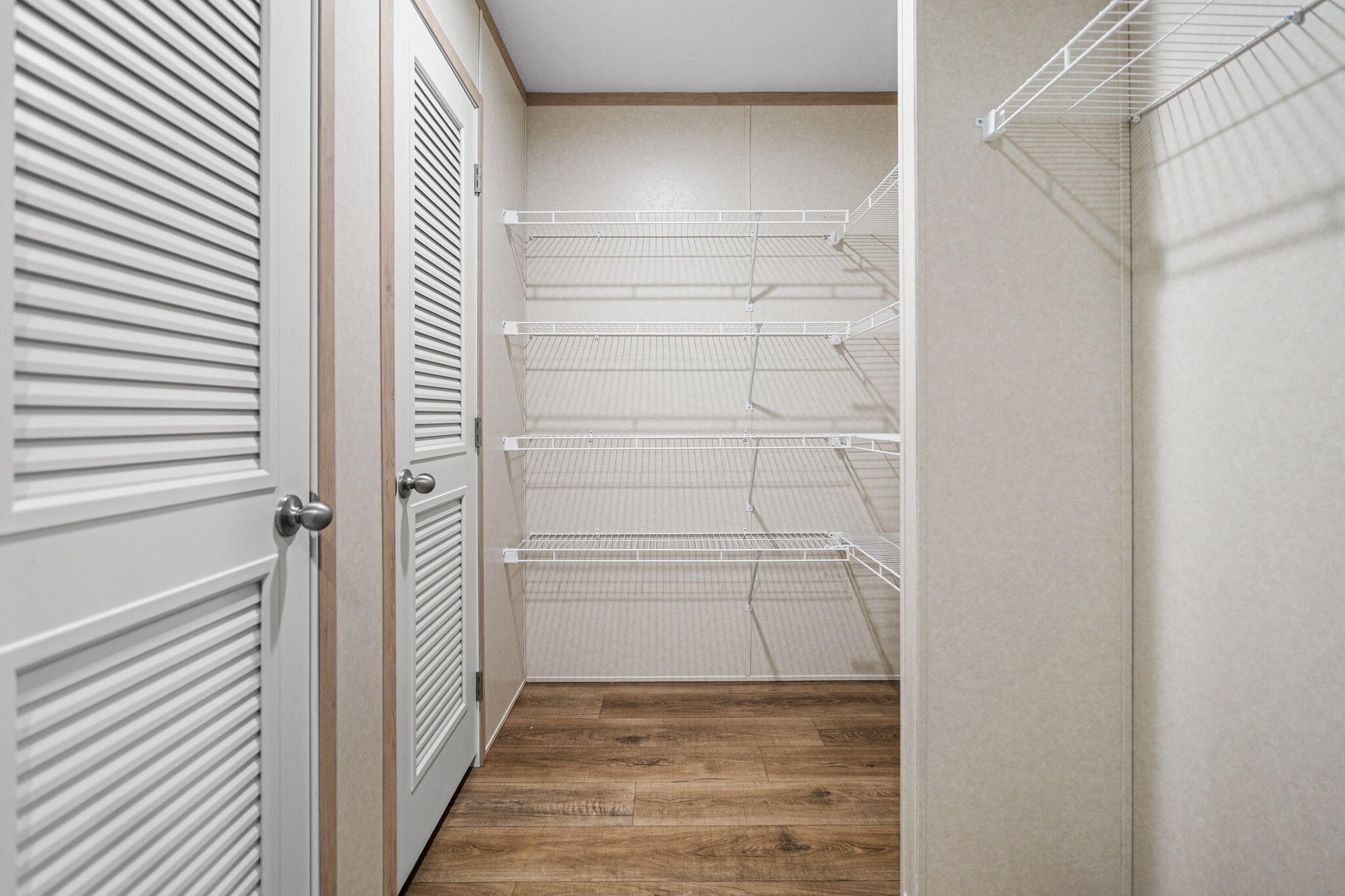 100 Parts Lane Property Photo 19