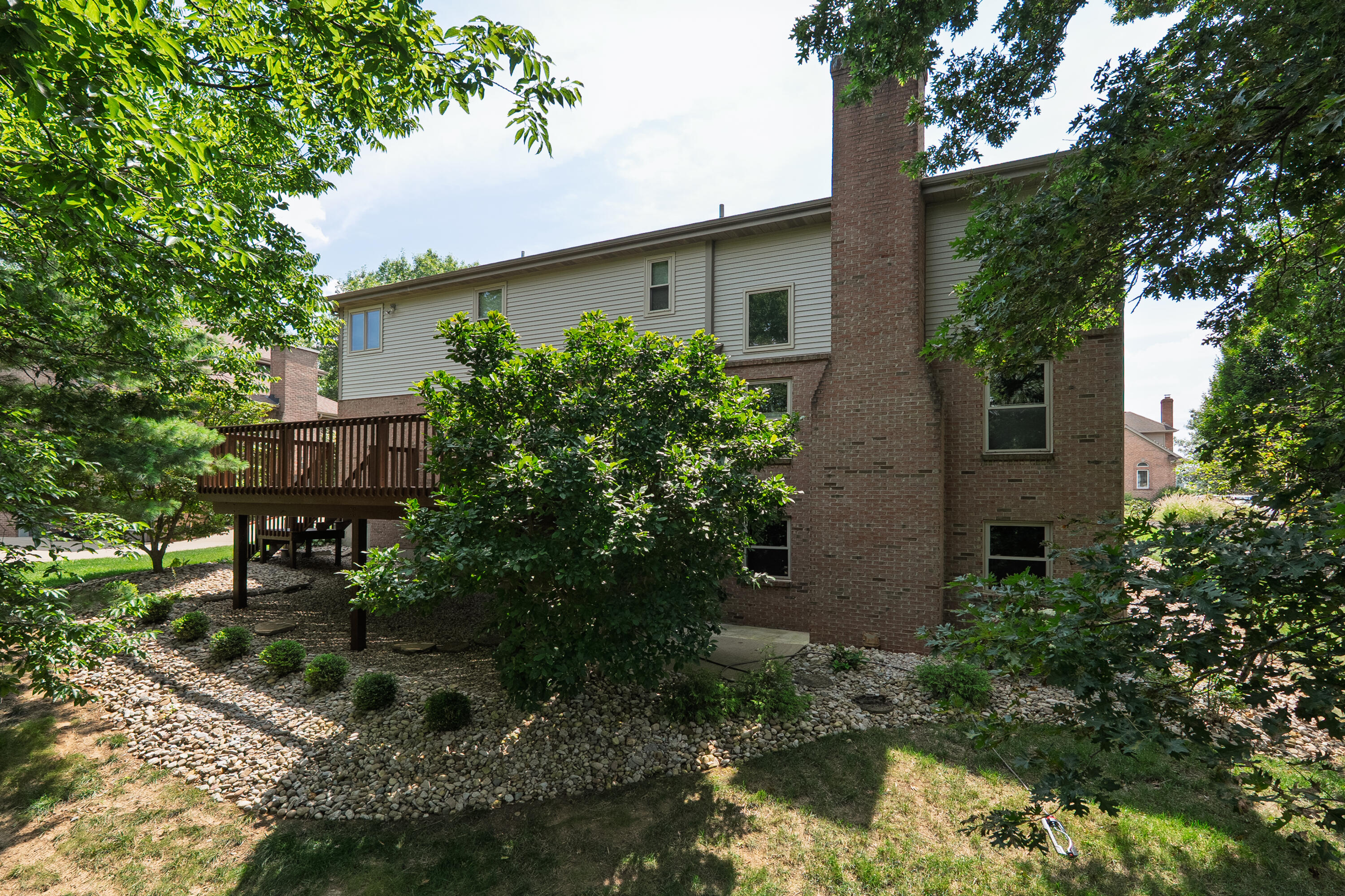 136 Carriage Park Drive Property Photo 32