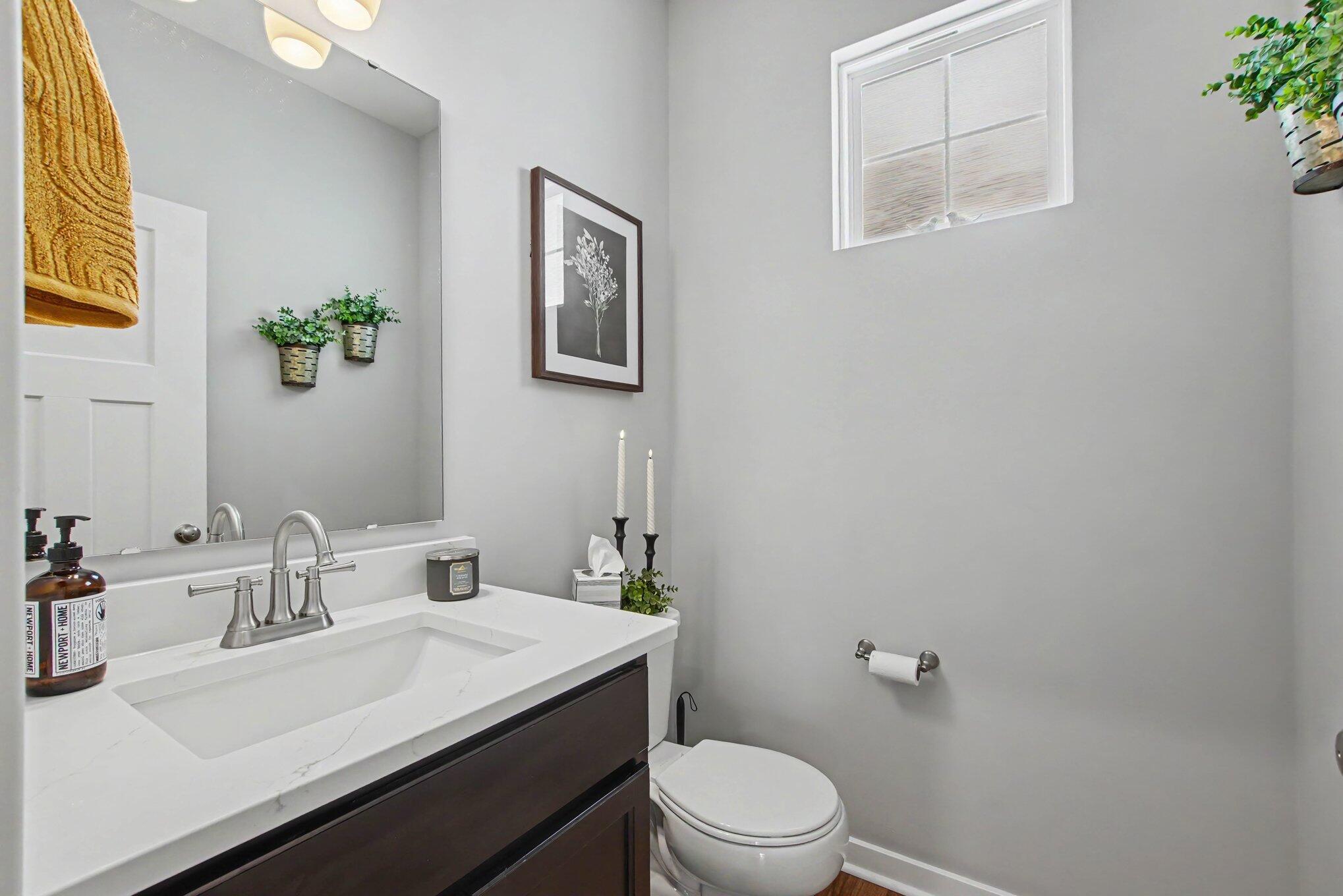 9980 Meadow Glen Drive Property Photo 19