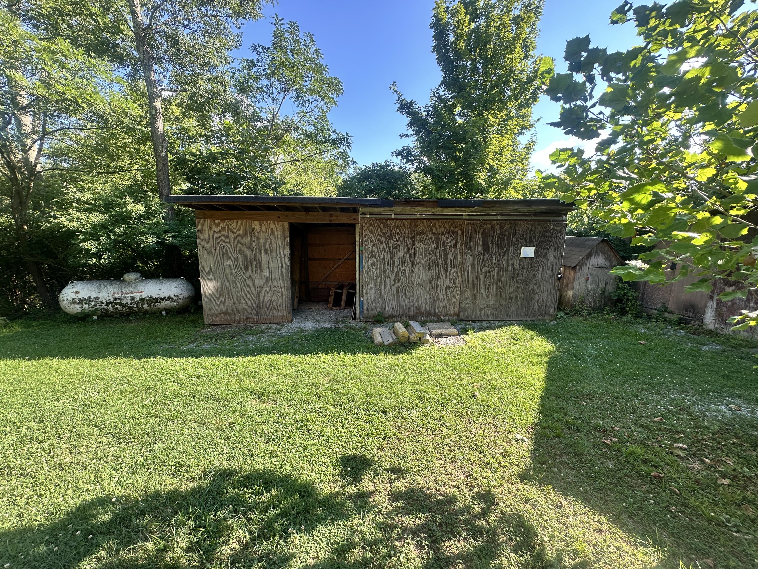 8904 E Main Street Property Photo 6