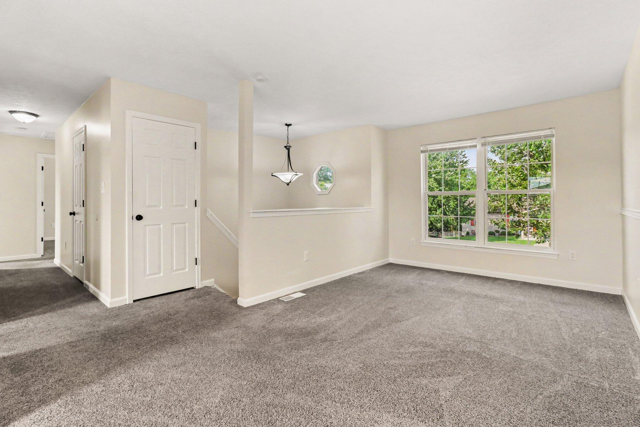 255 Barley Circle Property Photo 4
