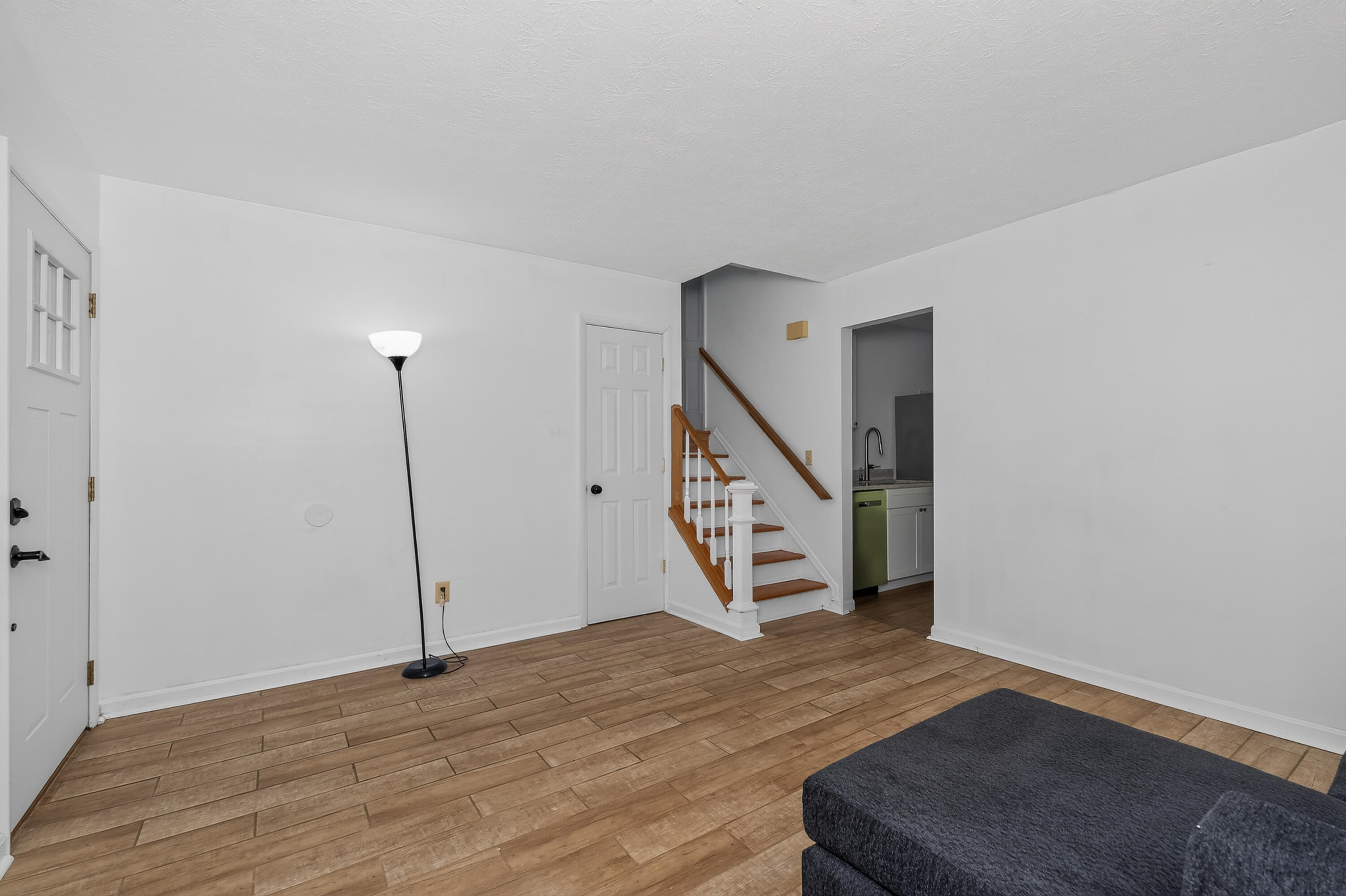 7786 Ravenswood Drive Property Photo 11