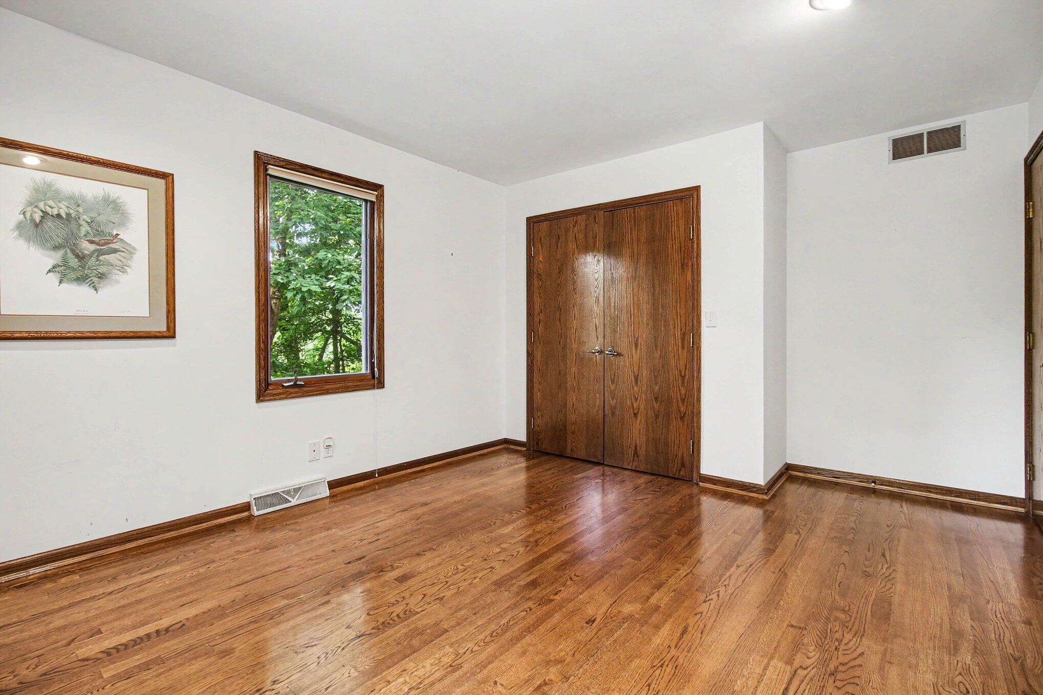 829 Lincoln Road Property Photo 23
