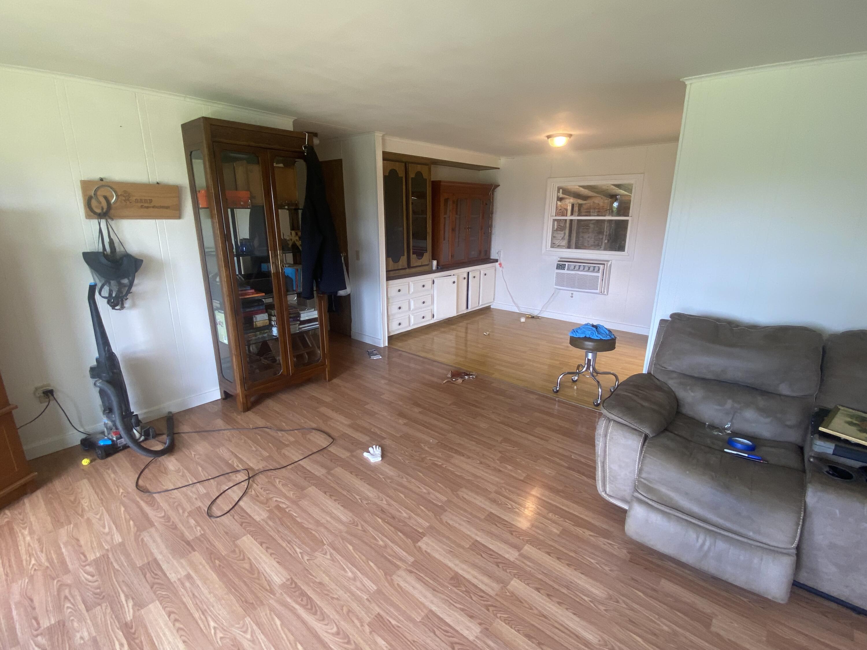 2093 Renaker-berry Road Property Photo 6