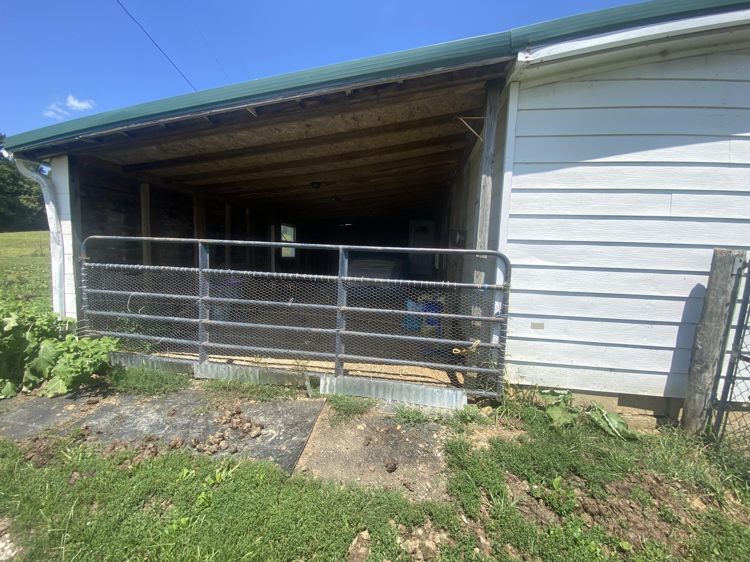 2093 Renaker-berry Road Property Photo 16