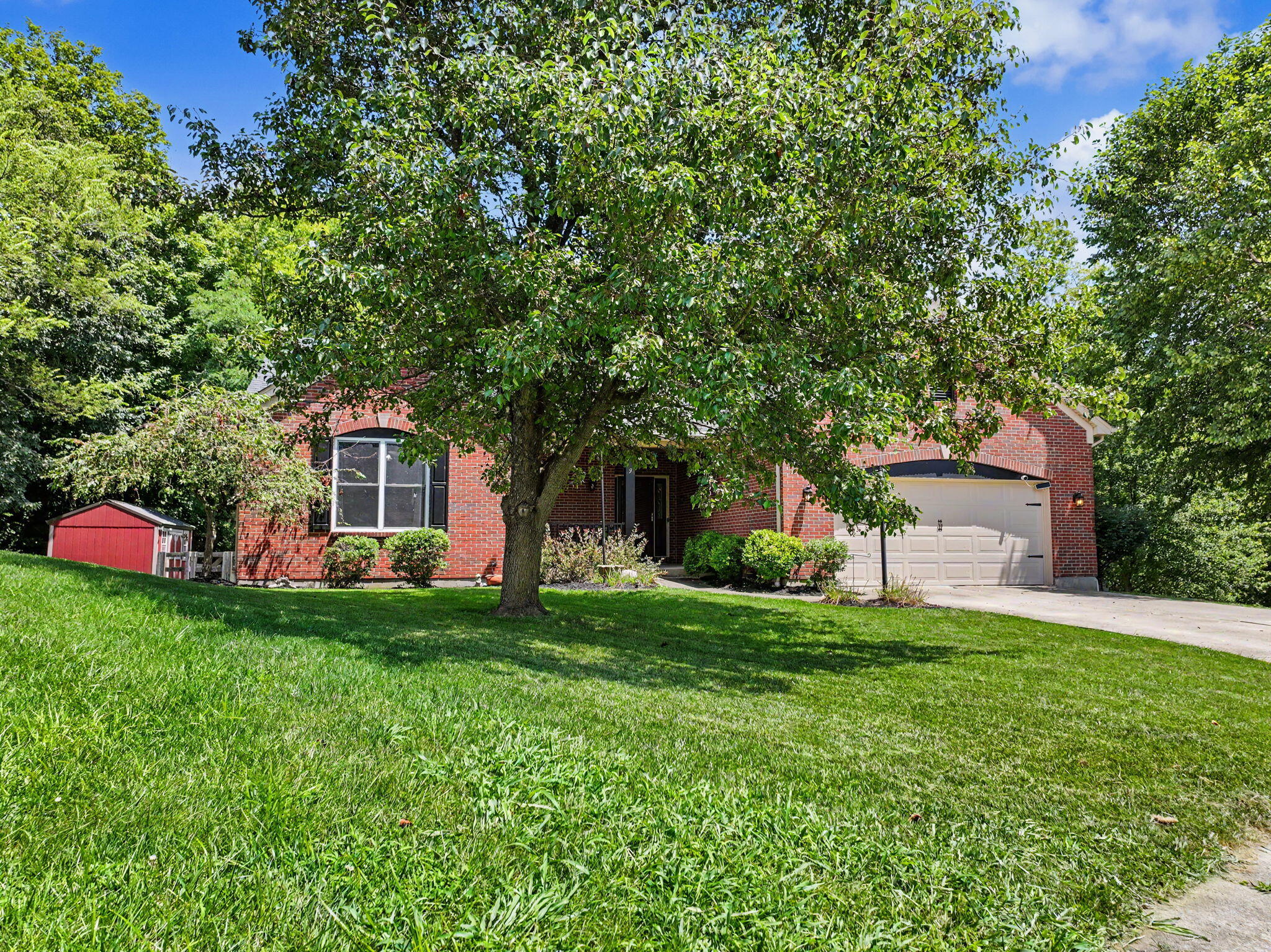 9 Shadow Wood Court Property Photo 3