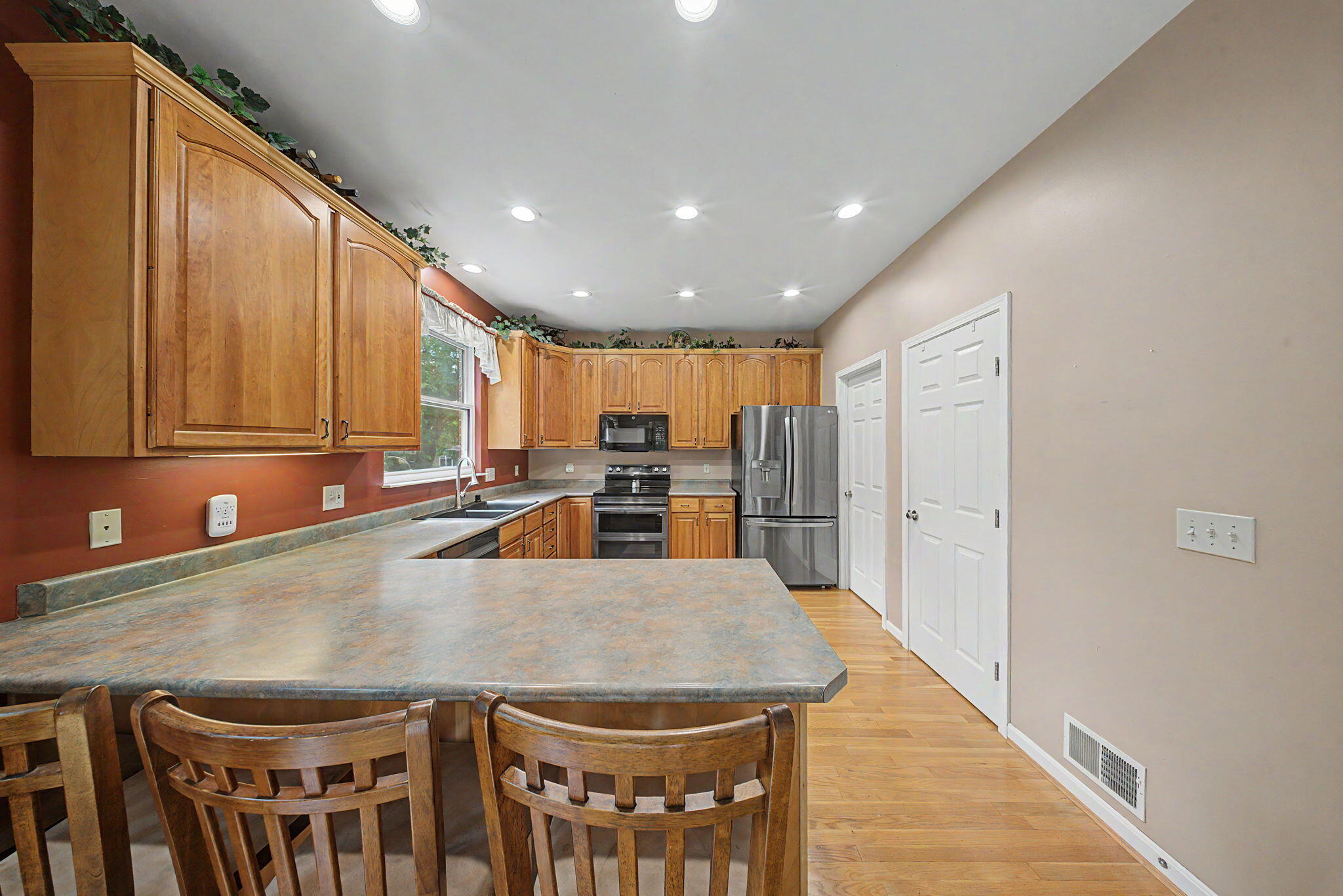 9 Shadow Wood Court Property Photo 9