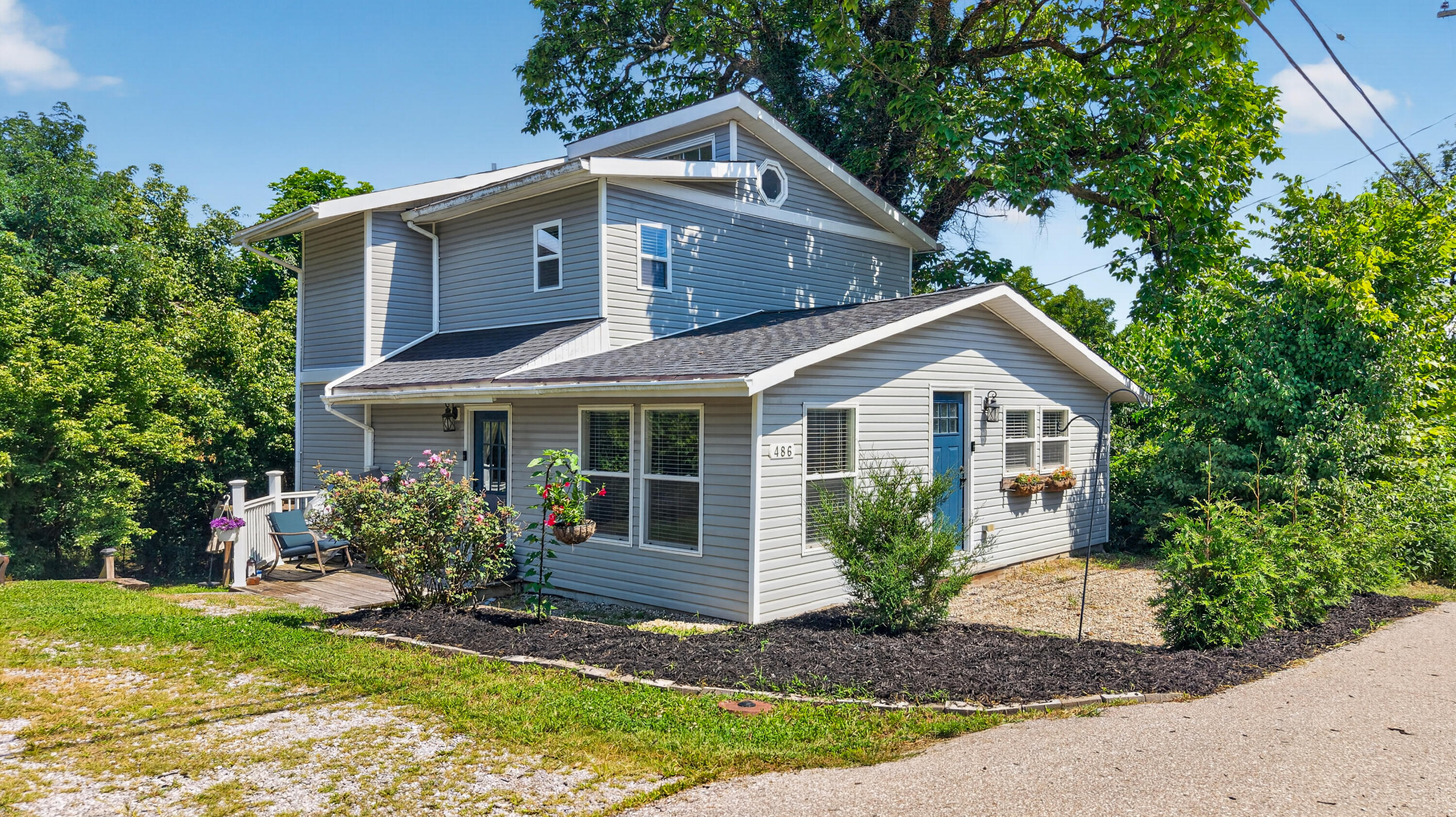 486 Forest Road Property Photo 1