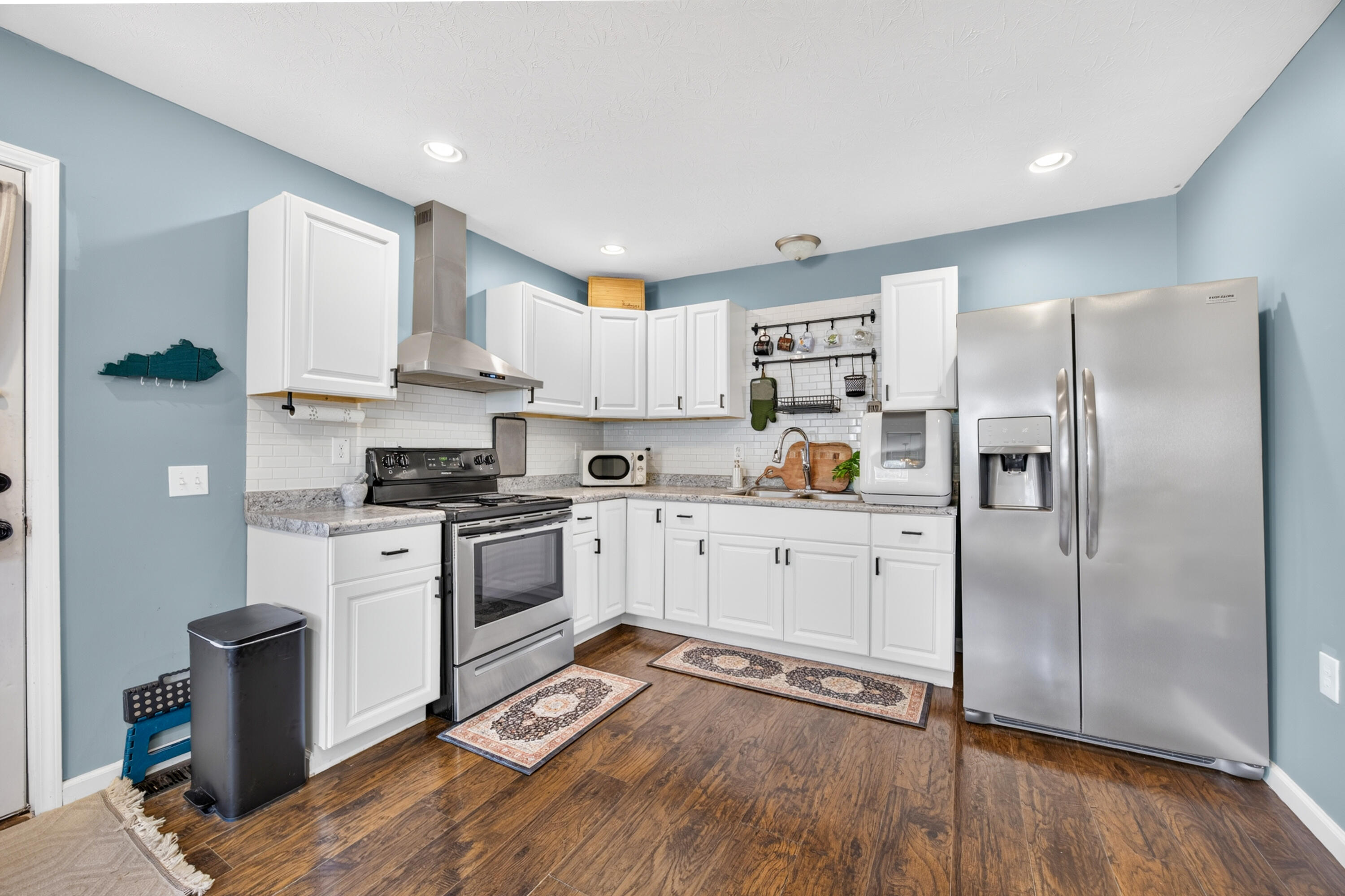 486 Forest Road Property Photo 12