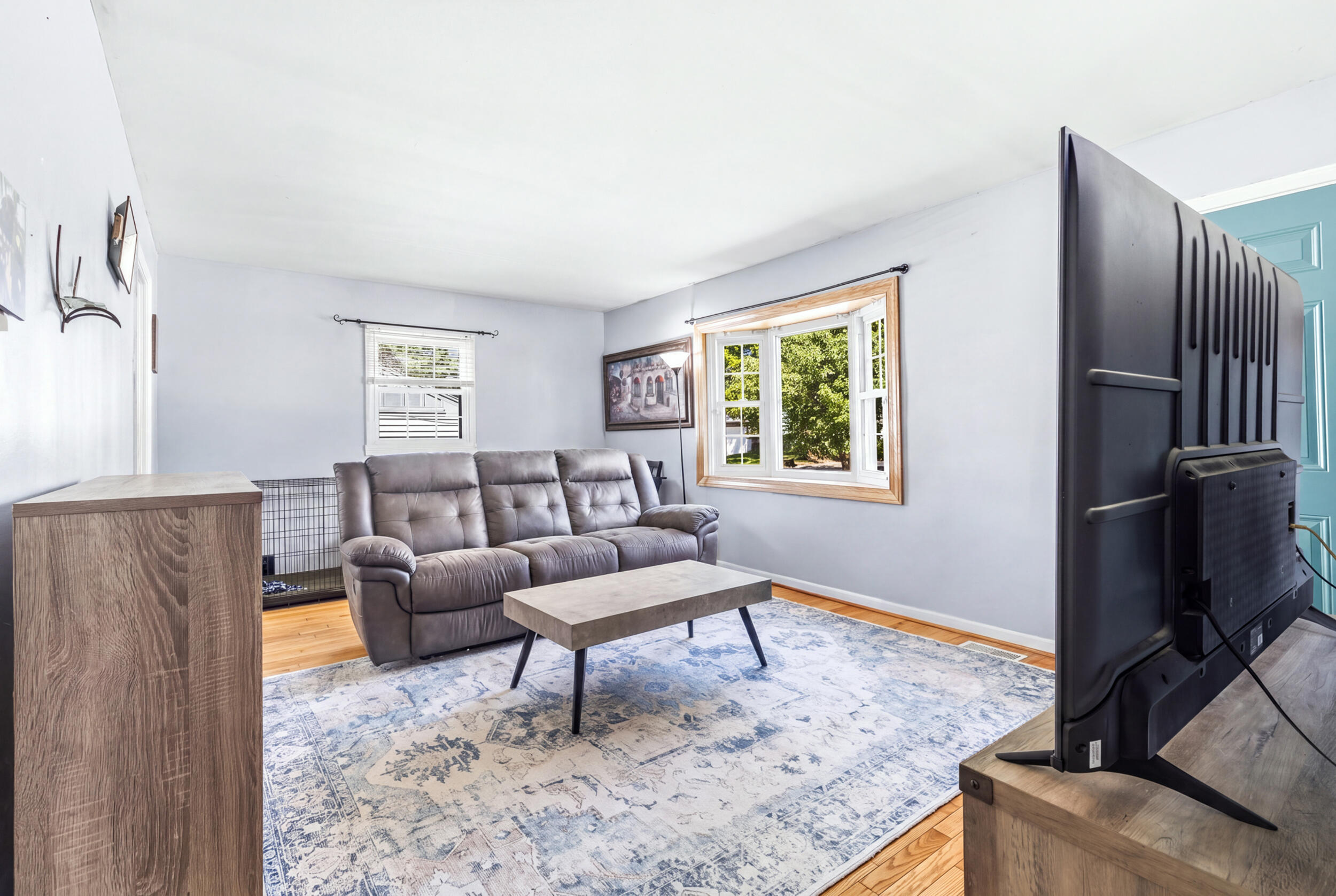 265 Shaw Avenue Property Photo 4
