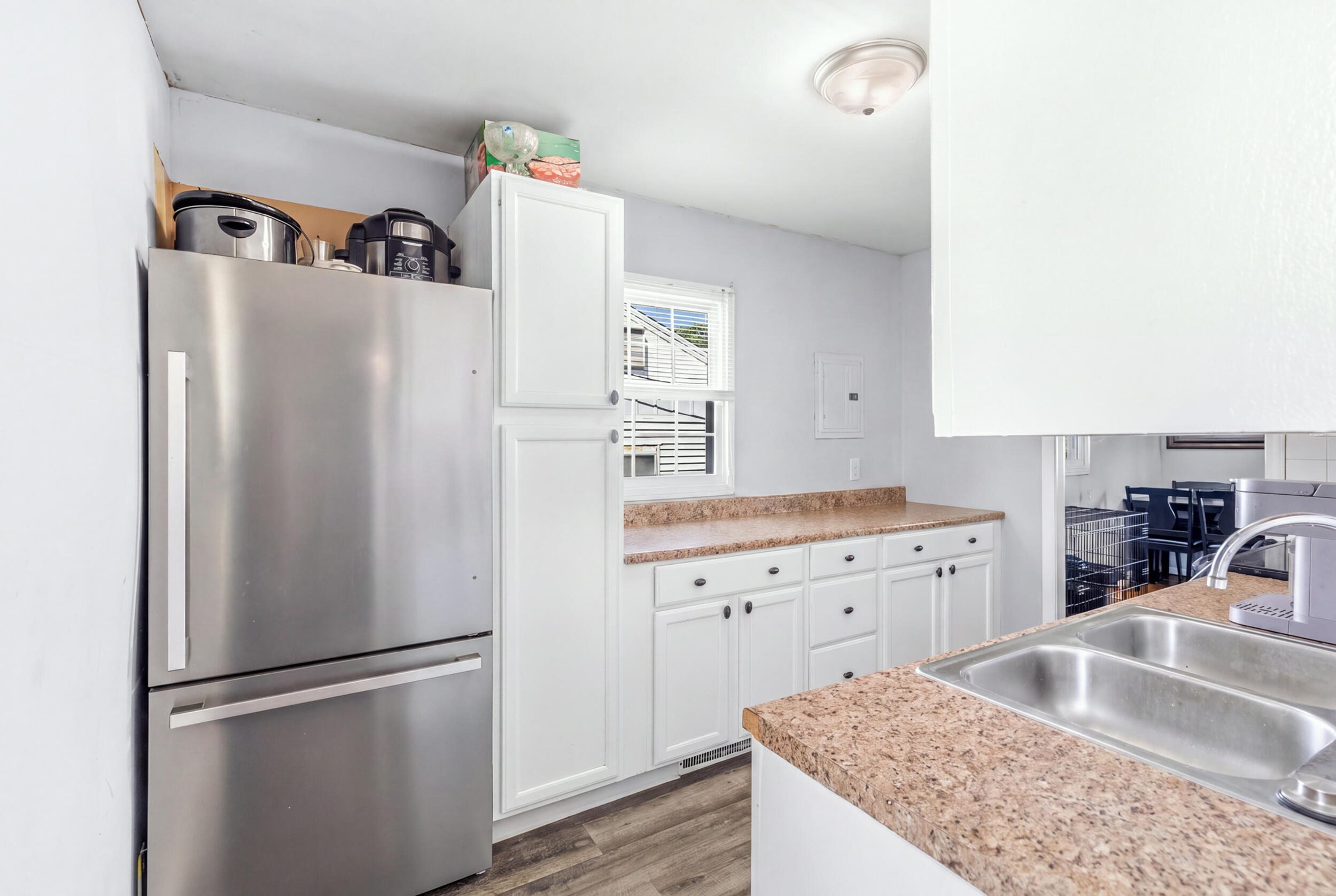 265 Shaw Avenue Property Photo 6