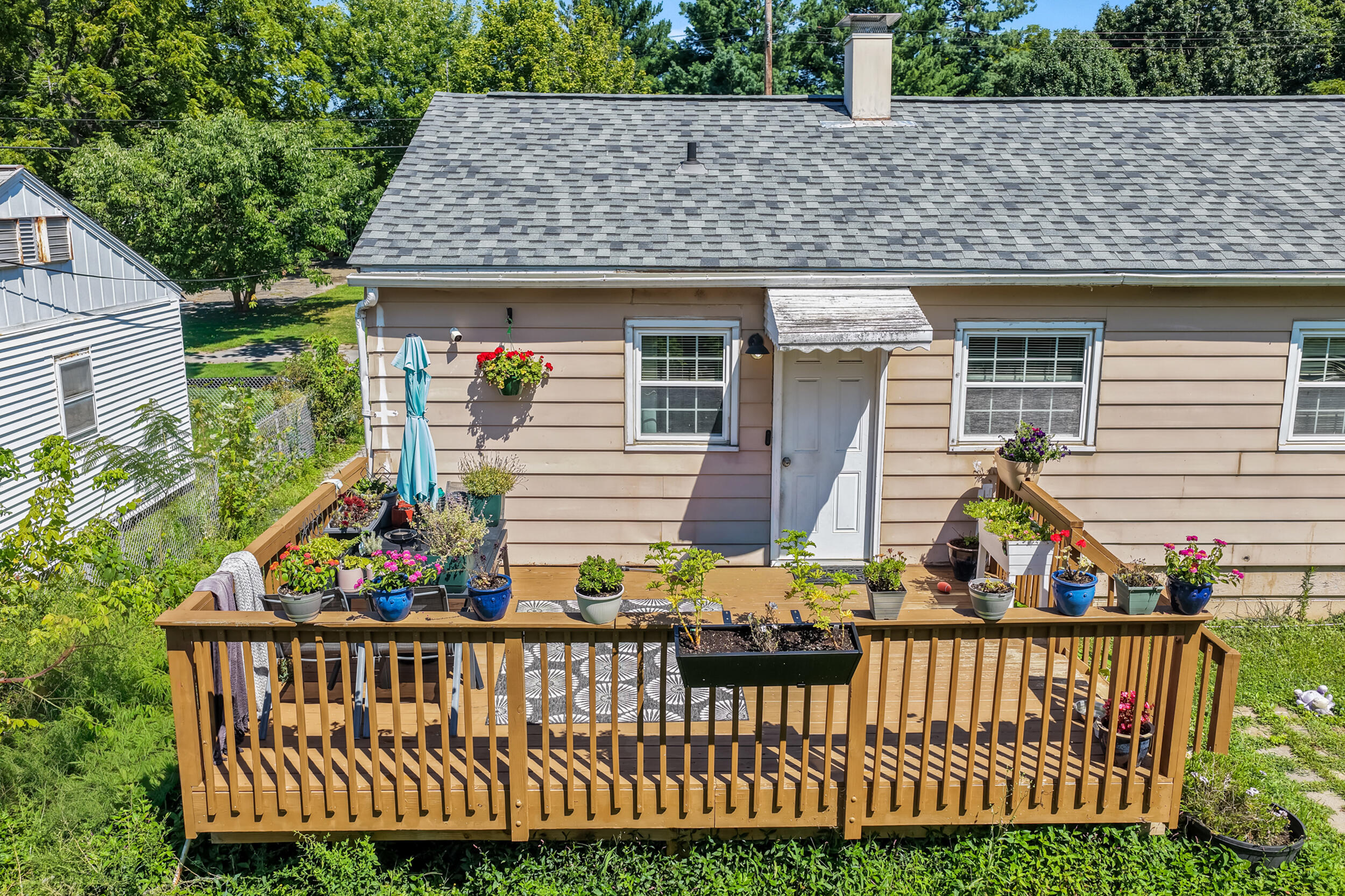 265 Shaw Avenue Property Photo 13