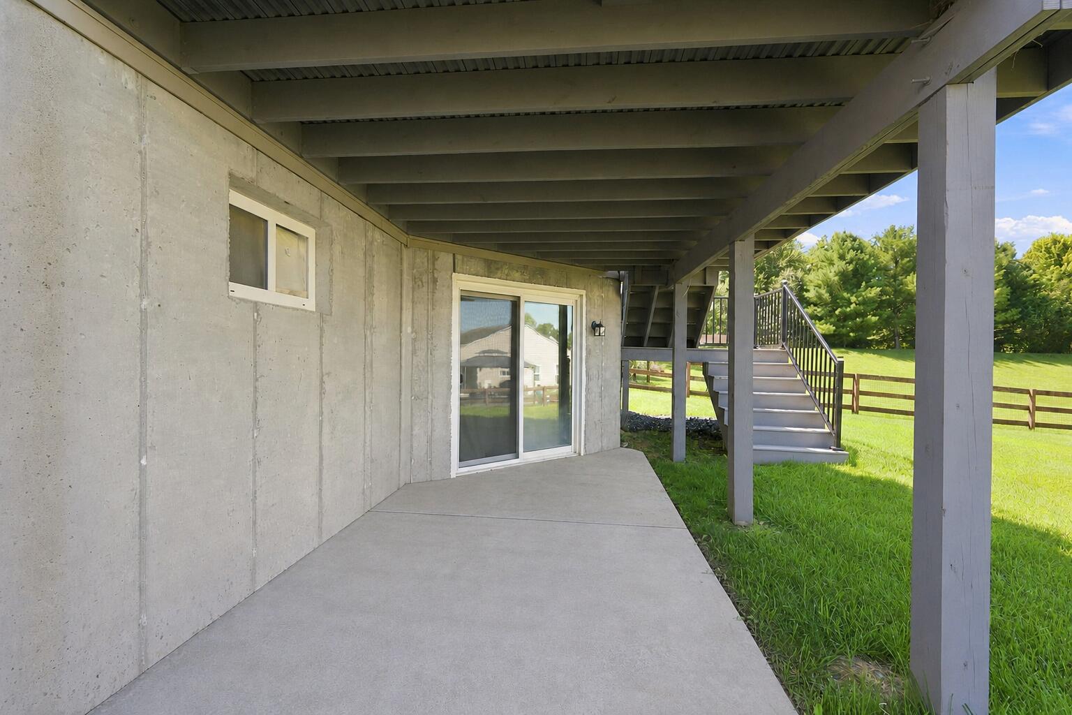 9766 Whispering Way Property Photo 28