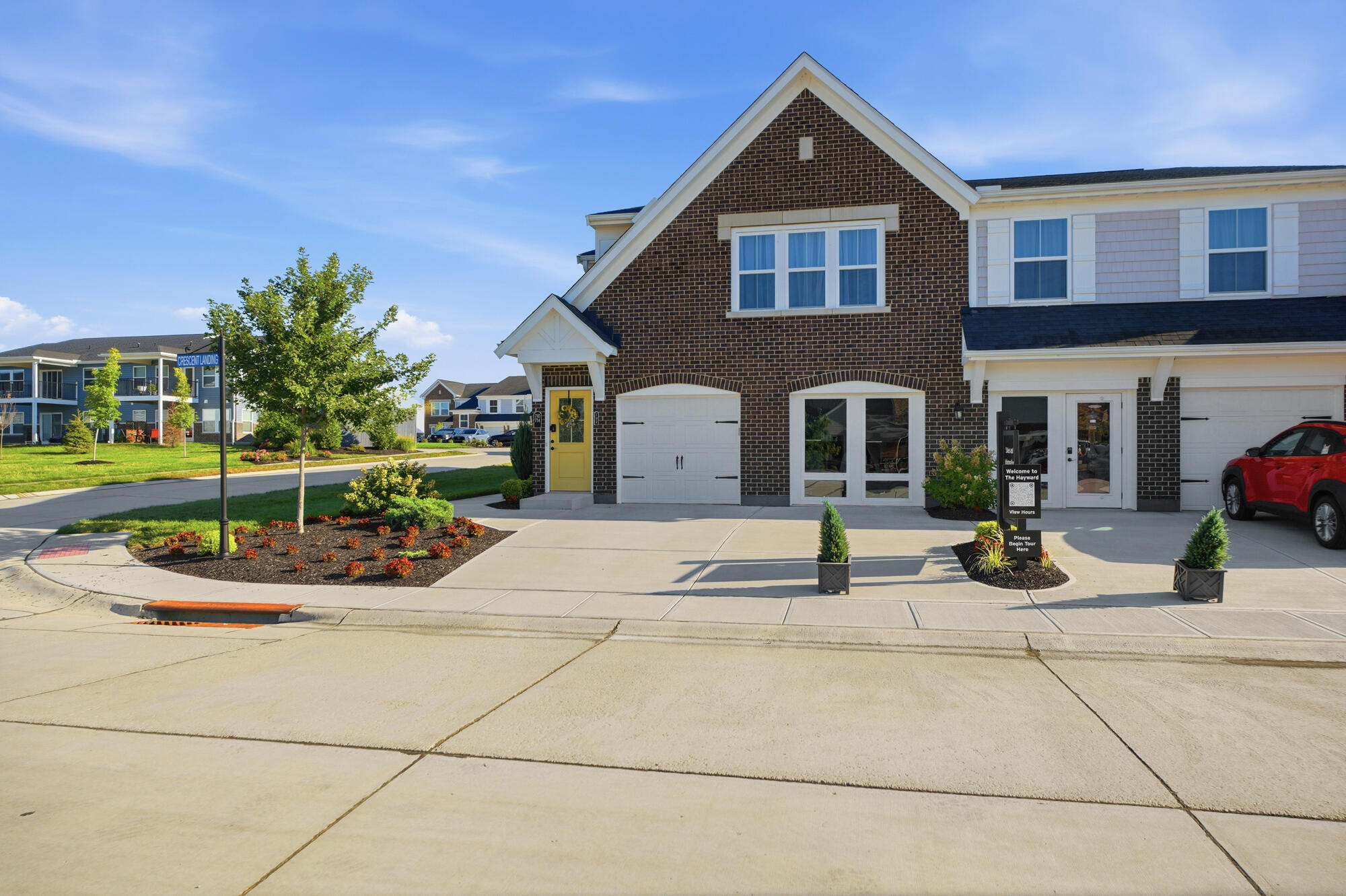 710 Crescent Landing Property Photo 1