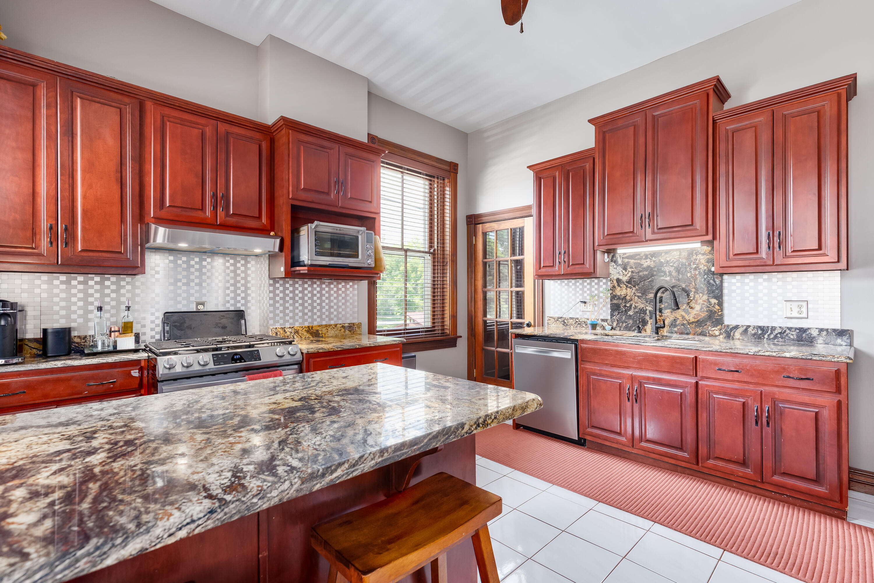 11 Greene Street Property Photo 16