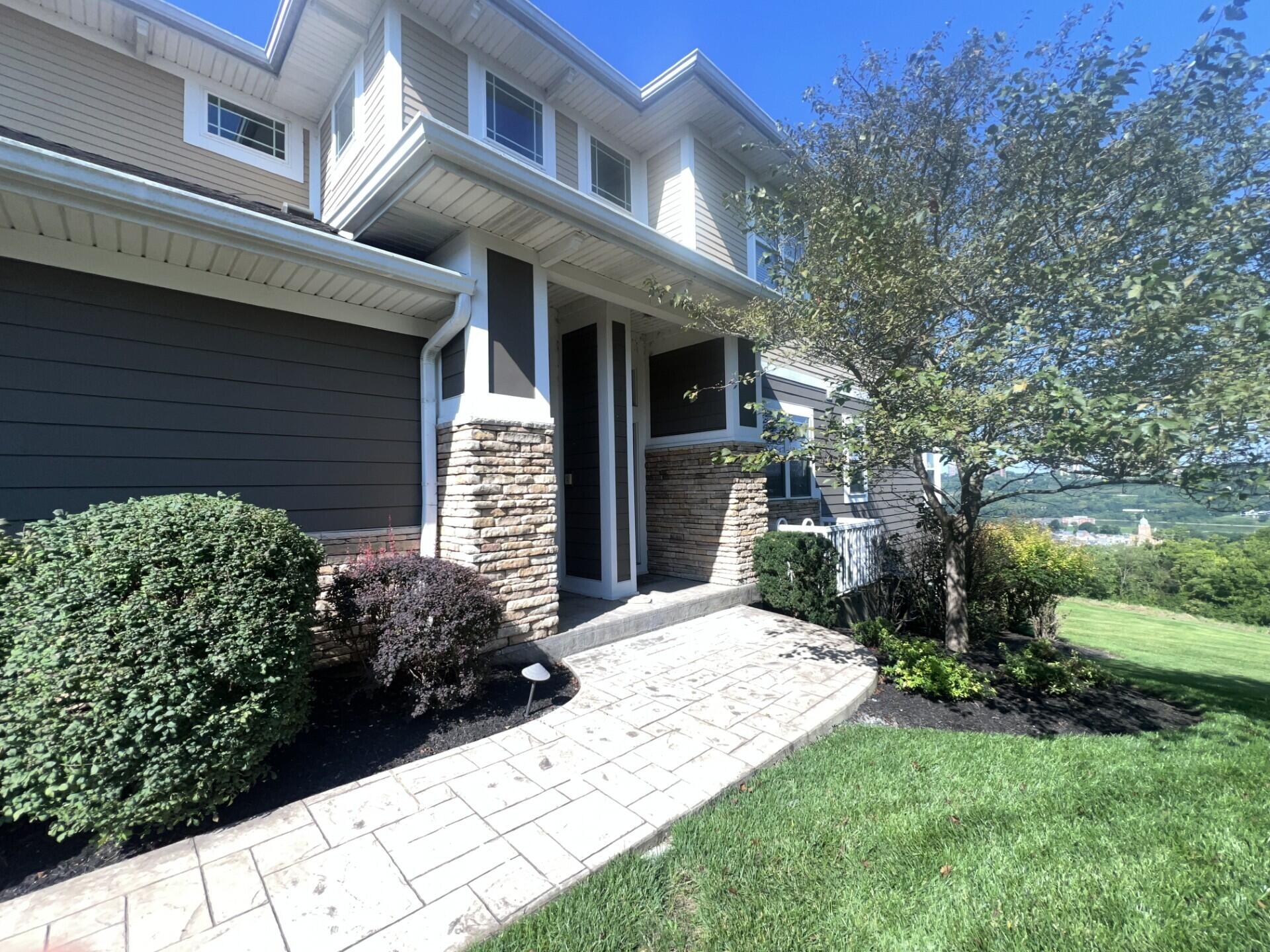 358 Riverpointe Drive, 9 Property Photo 1
