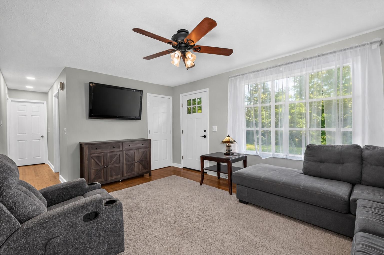 145 Eagle Tunnel Road Property Photo 6