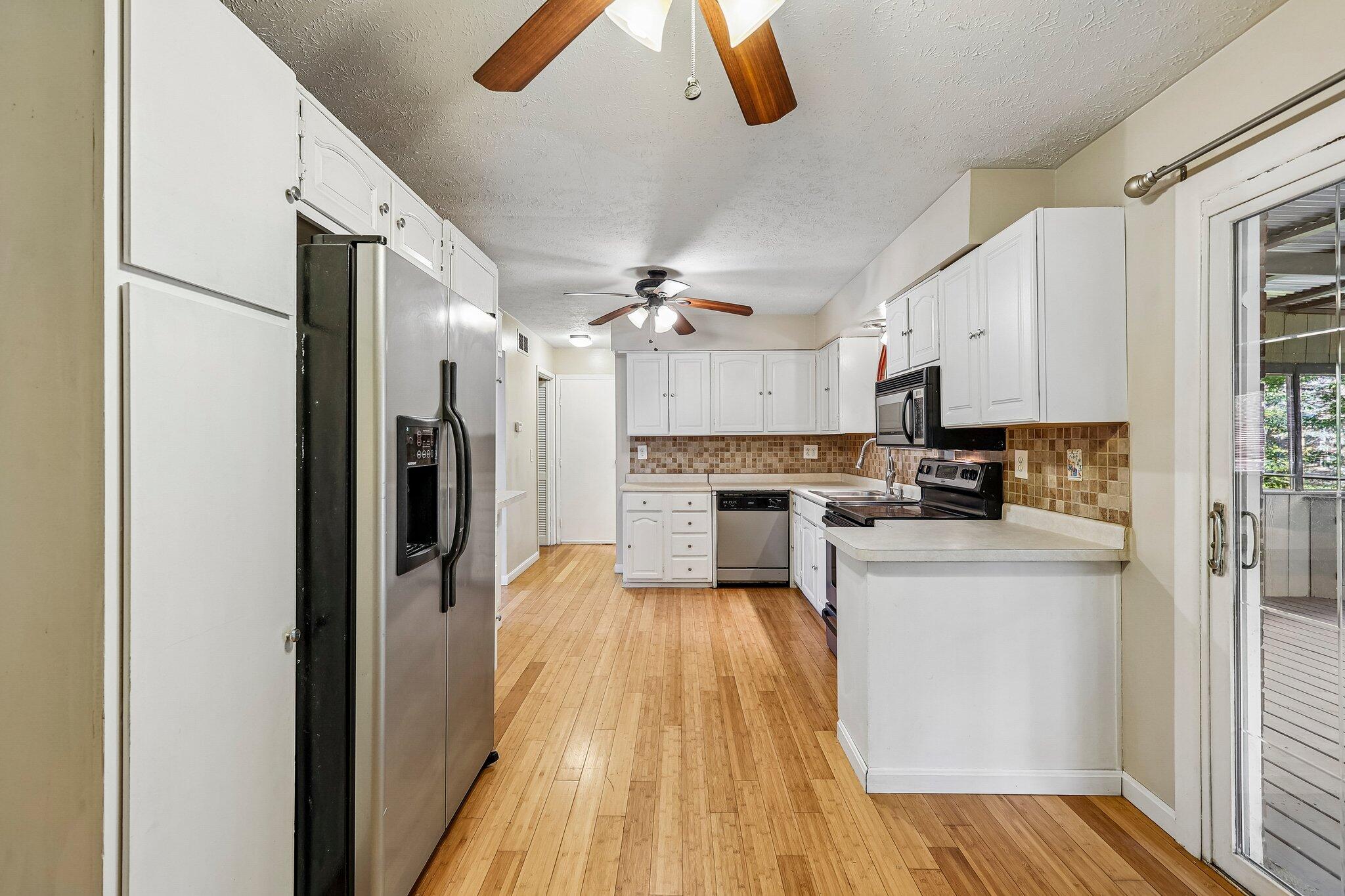 10066 Squire Drive Property Photo 11