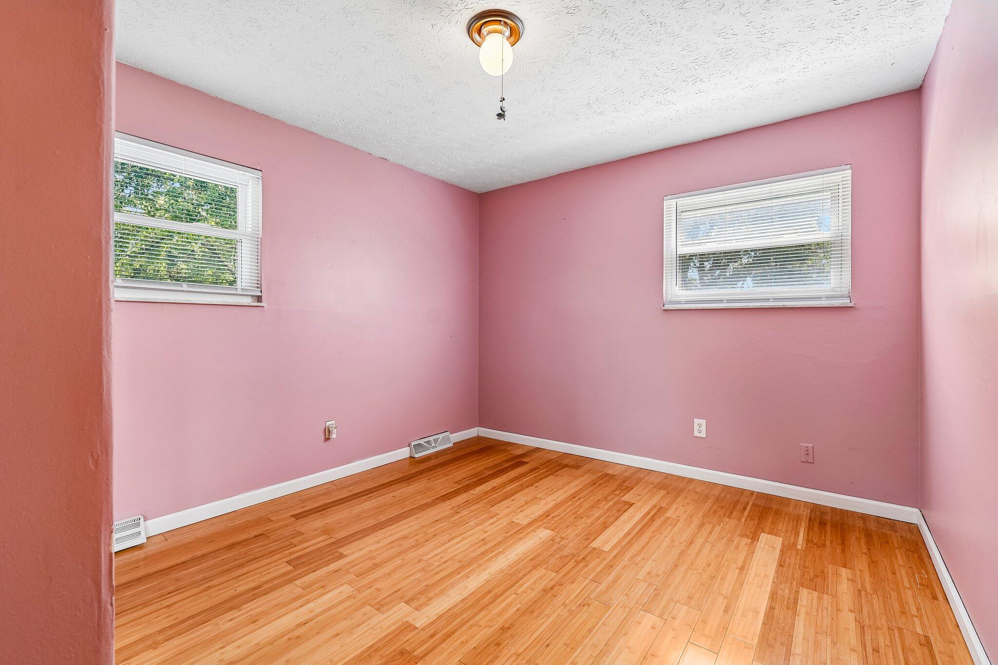 10066 Squire Drive Property Photo 20