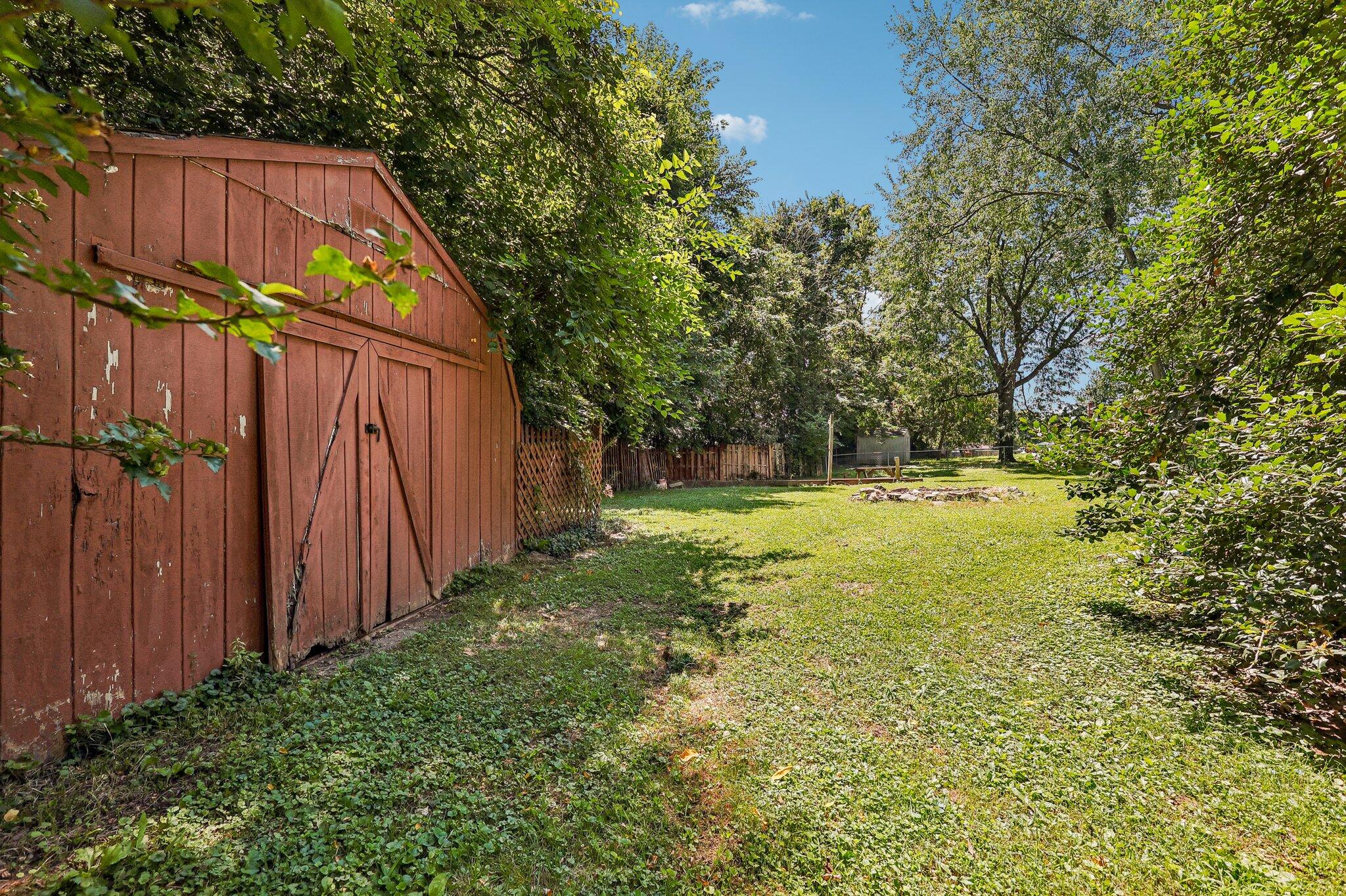 10066 Squire Drive Property Photo 40