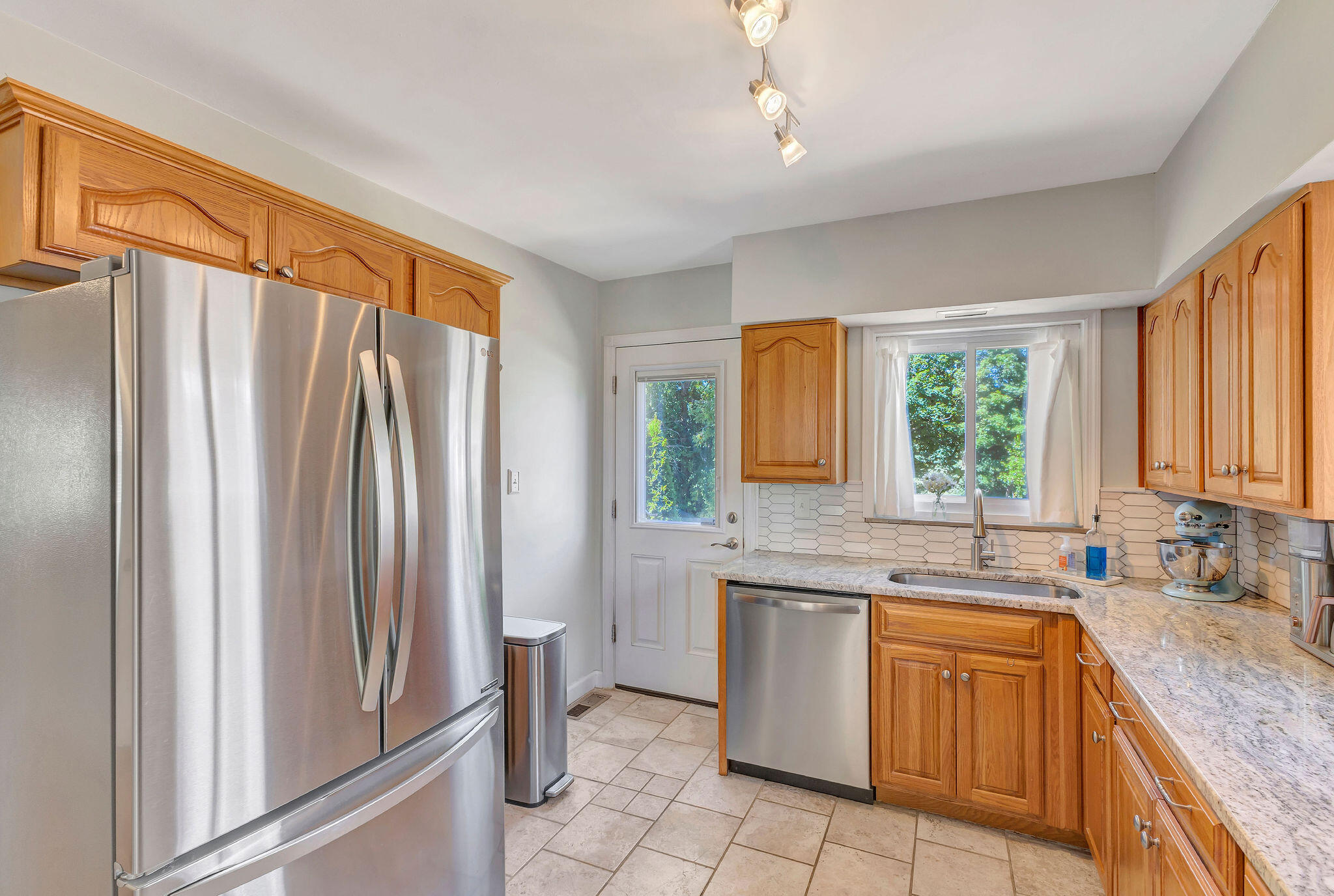107 Morris Road Property Photo 7