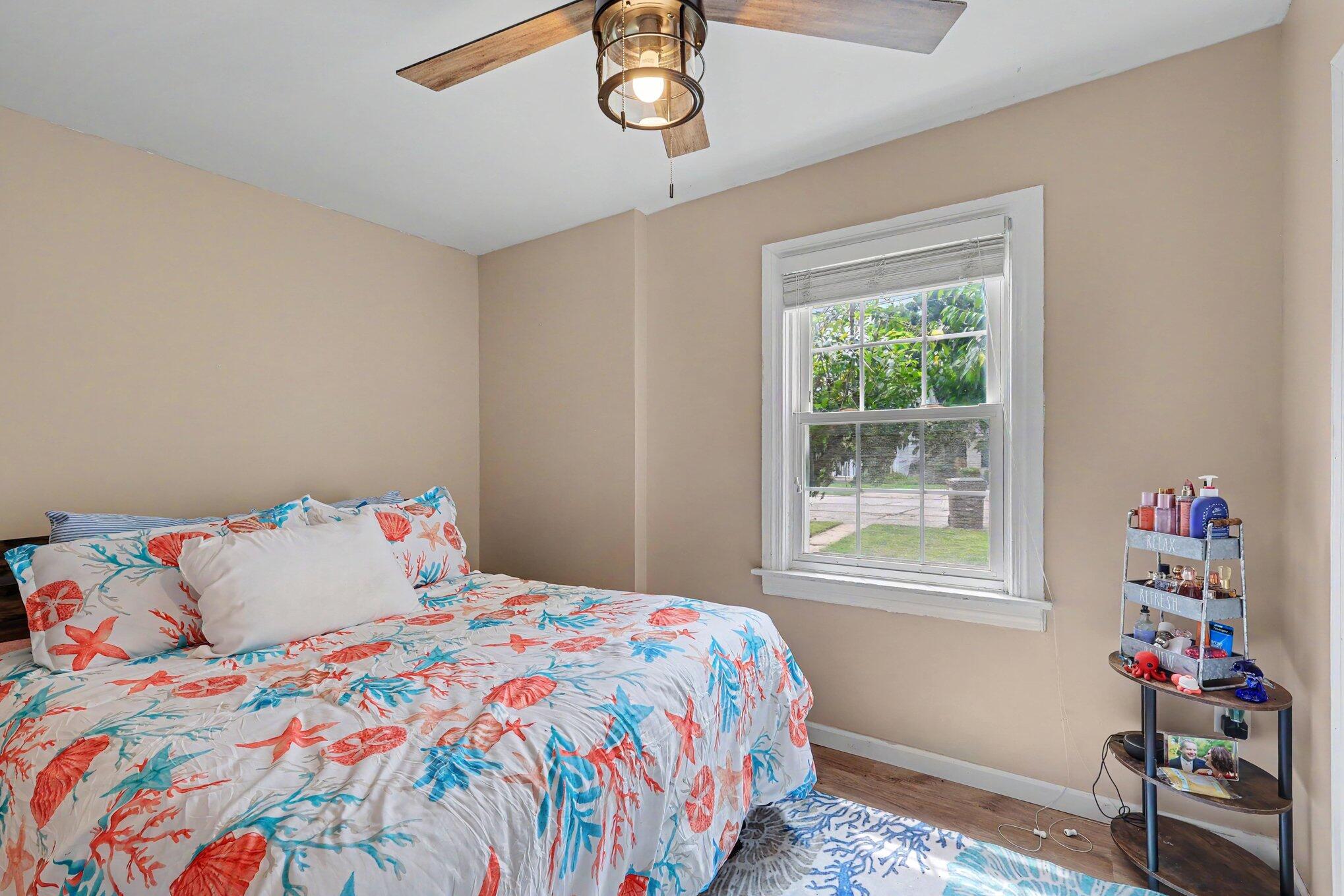 100 Sanders Drive Property Photo 14