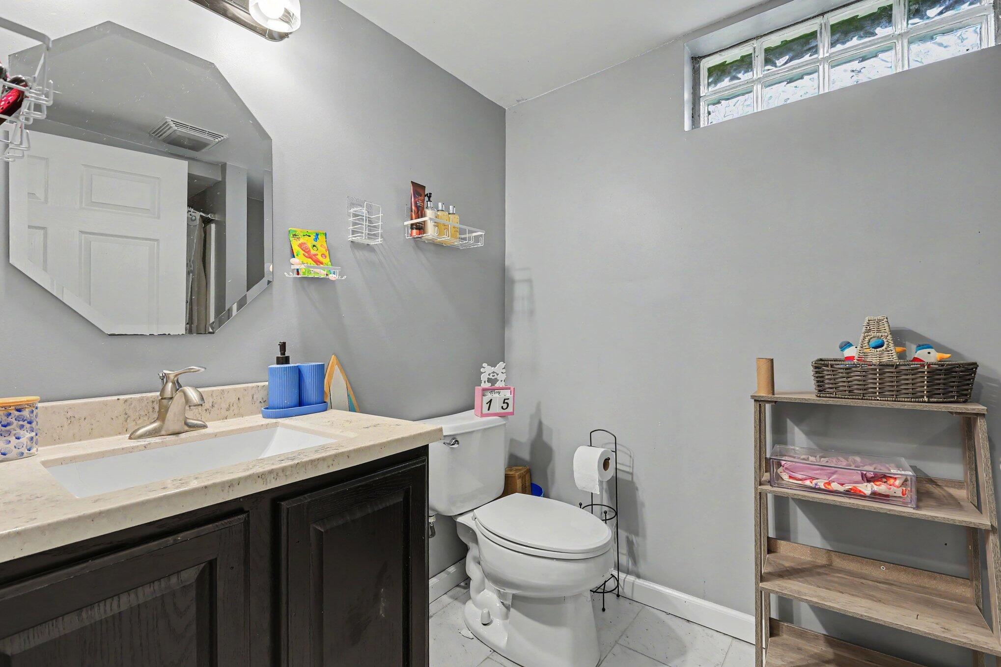 100 Sanders Drive Property Photo 22