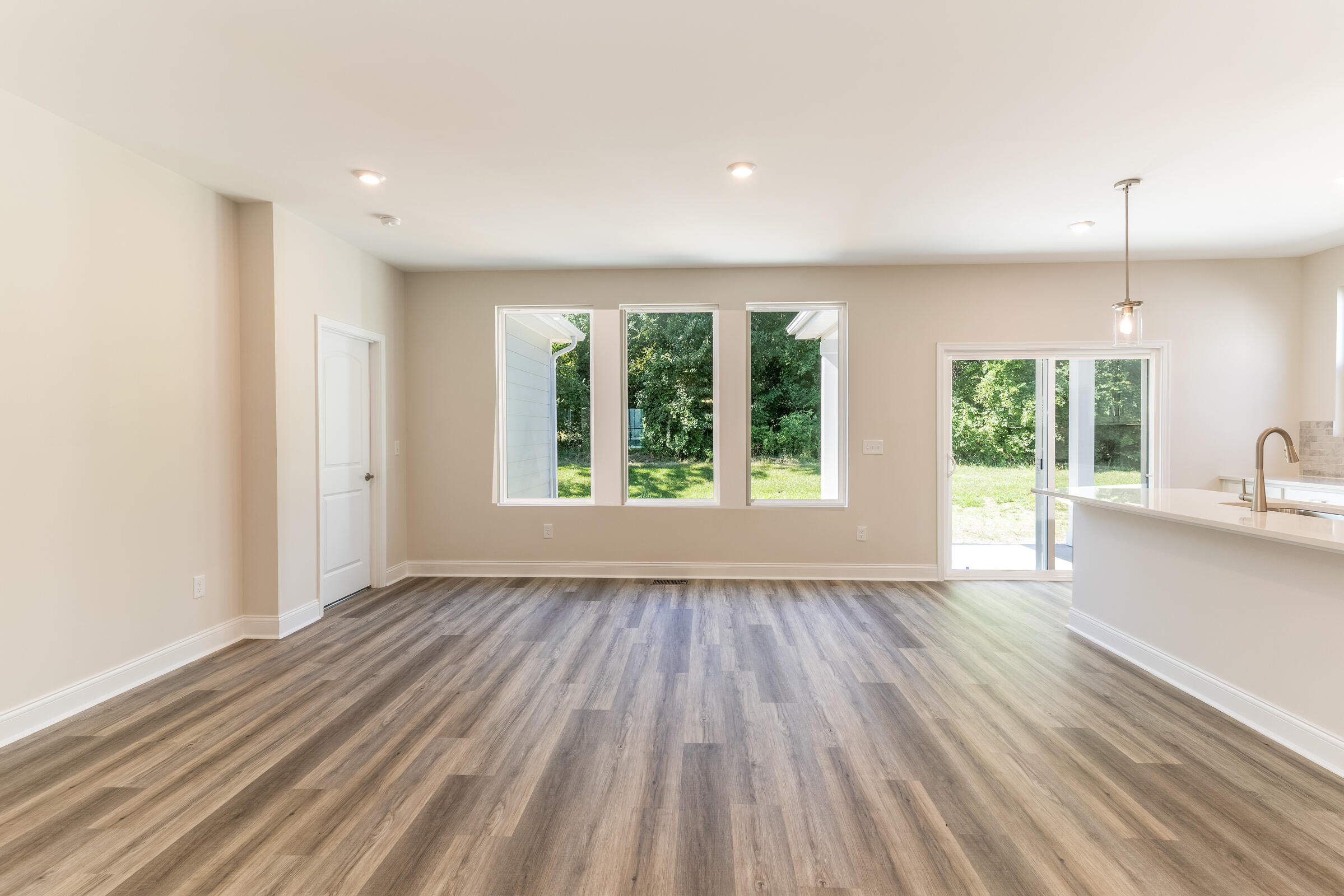 2617 Timberside Drive Property Photo 6