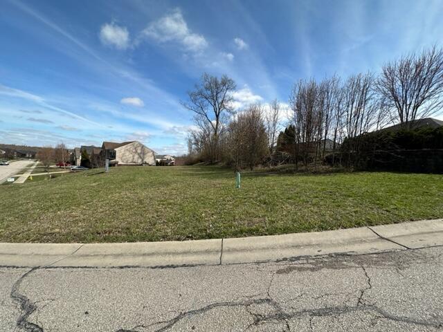 3911 Deertrail Drive Property Photo 4