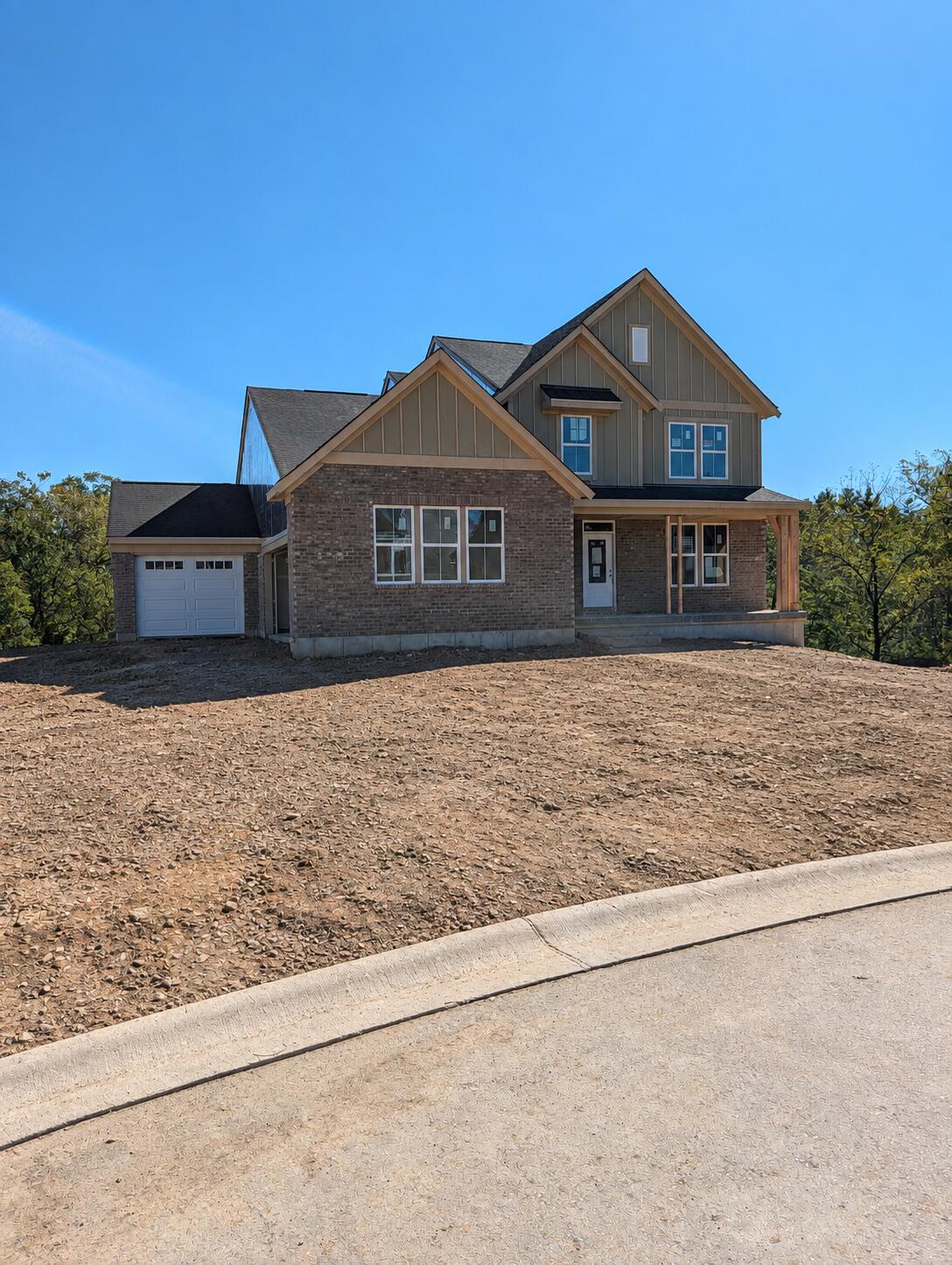 464 Flightline Drive Property Photo 2